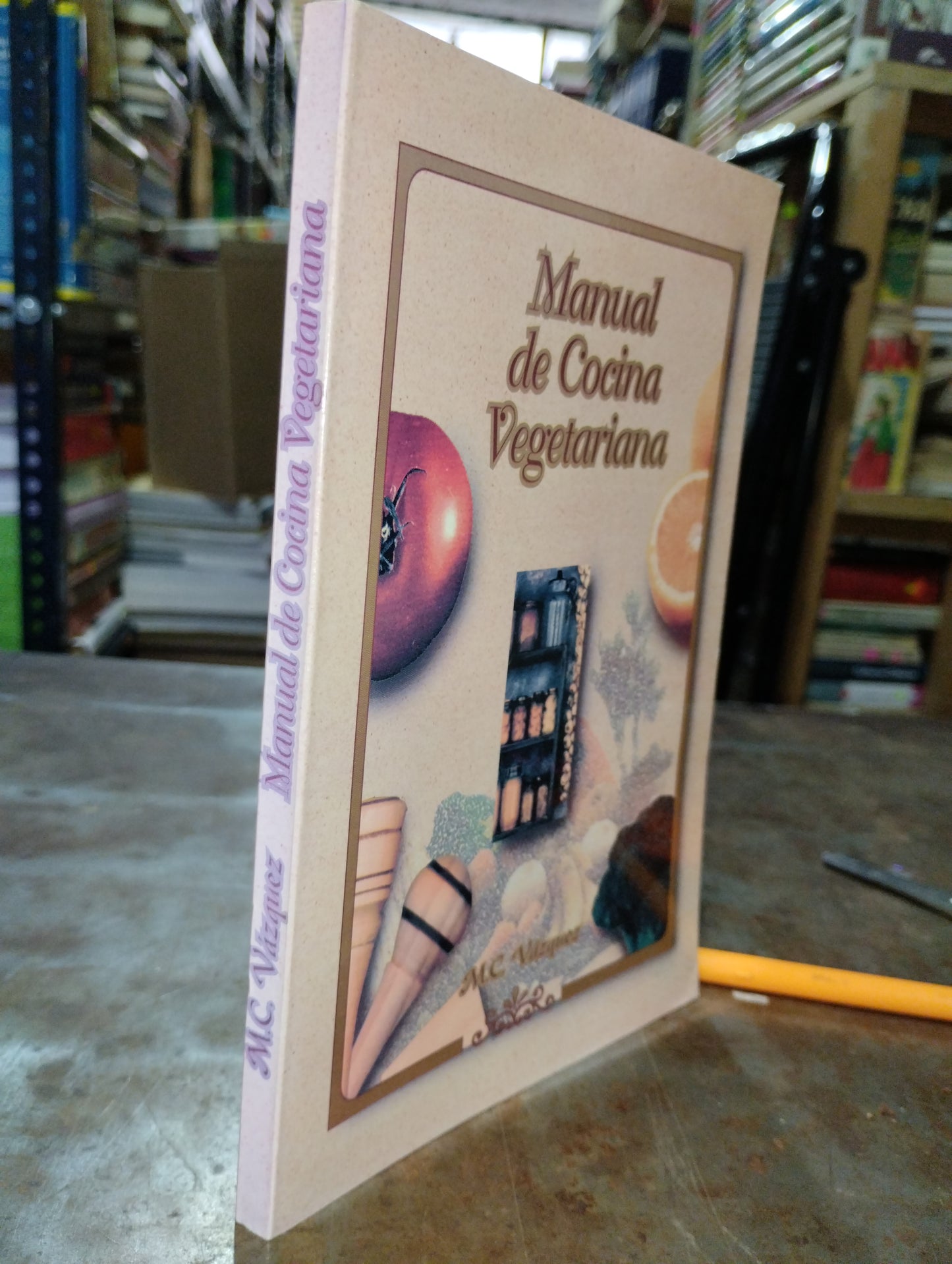 MANUAL DE COCINA VEGETARIANA POR M.C. VAZQUEZ USADO COCINA ALDAMA