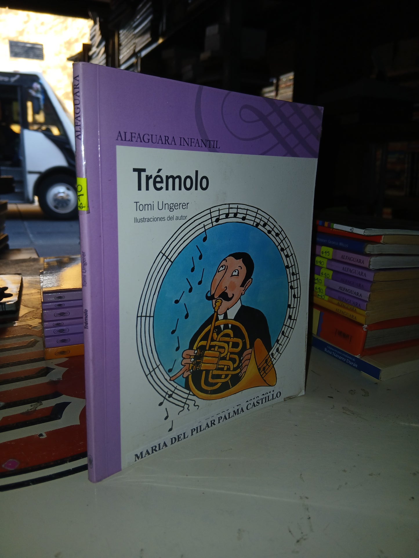 TRÉMOLO POR TOMI UNGERER USADO INFANTIL LITERARIO 207