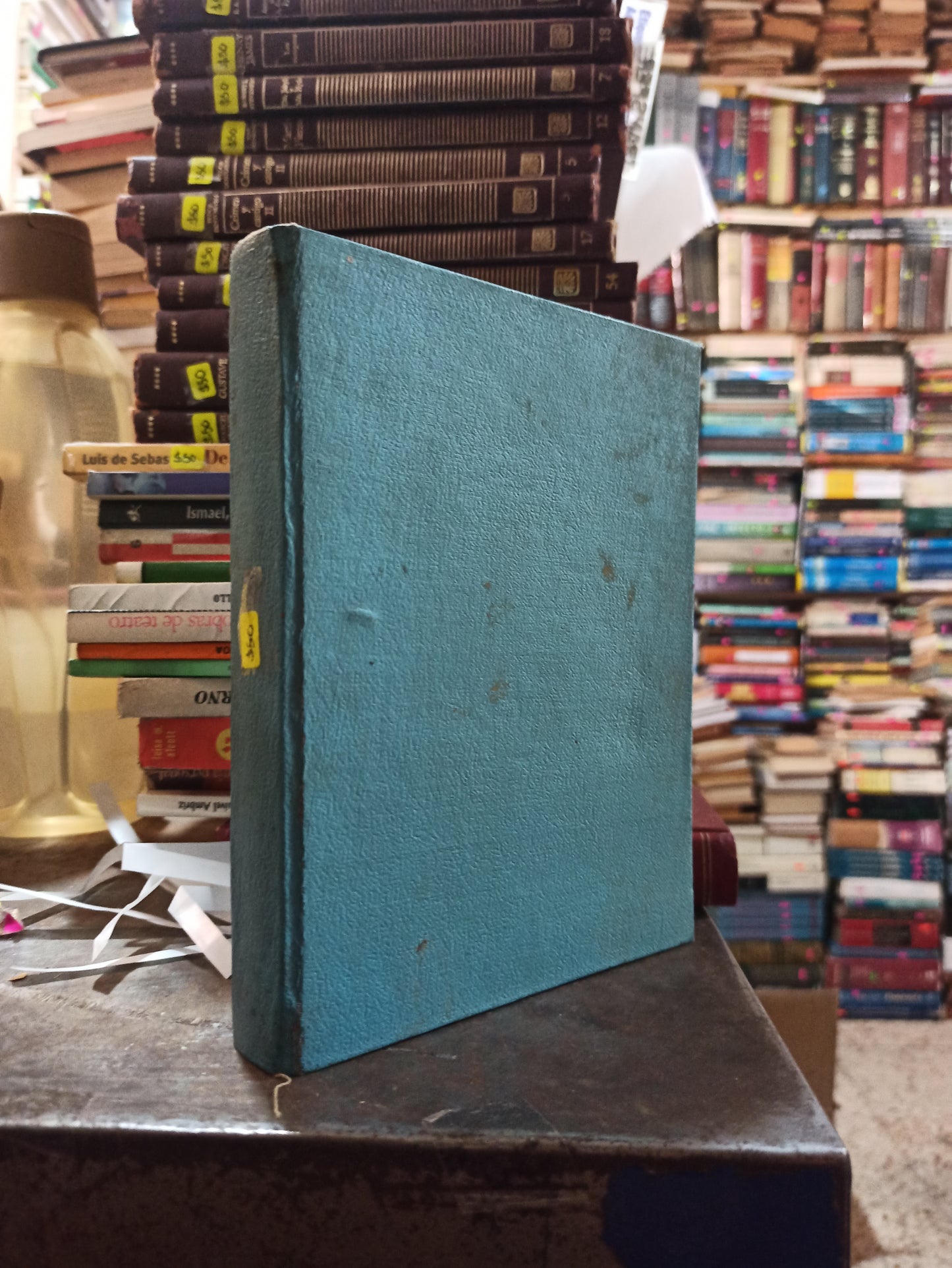 EL MARTIR DEL GOLGOTA POR ENRIQUE PEREZ ESCRICH USADO NOVELAS ALDAMA