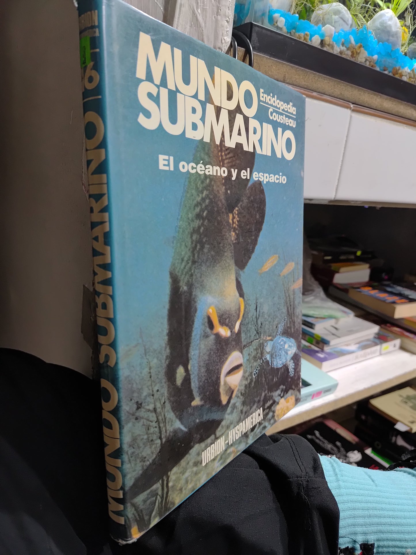 MUNDO SUBMARINO LOS TESOROS DE LOS OCEANOS TOMO 16 POR EDITORIAL URBION USADO ENCICLOEPDIA JUAREZ
