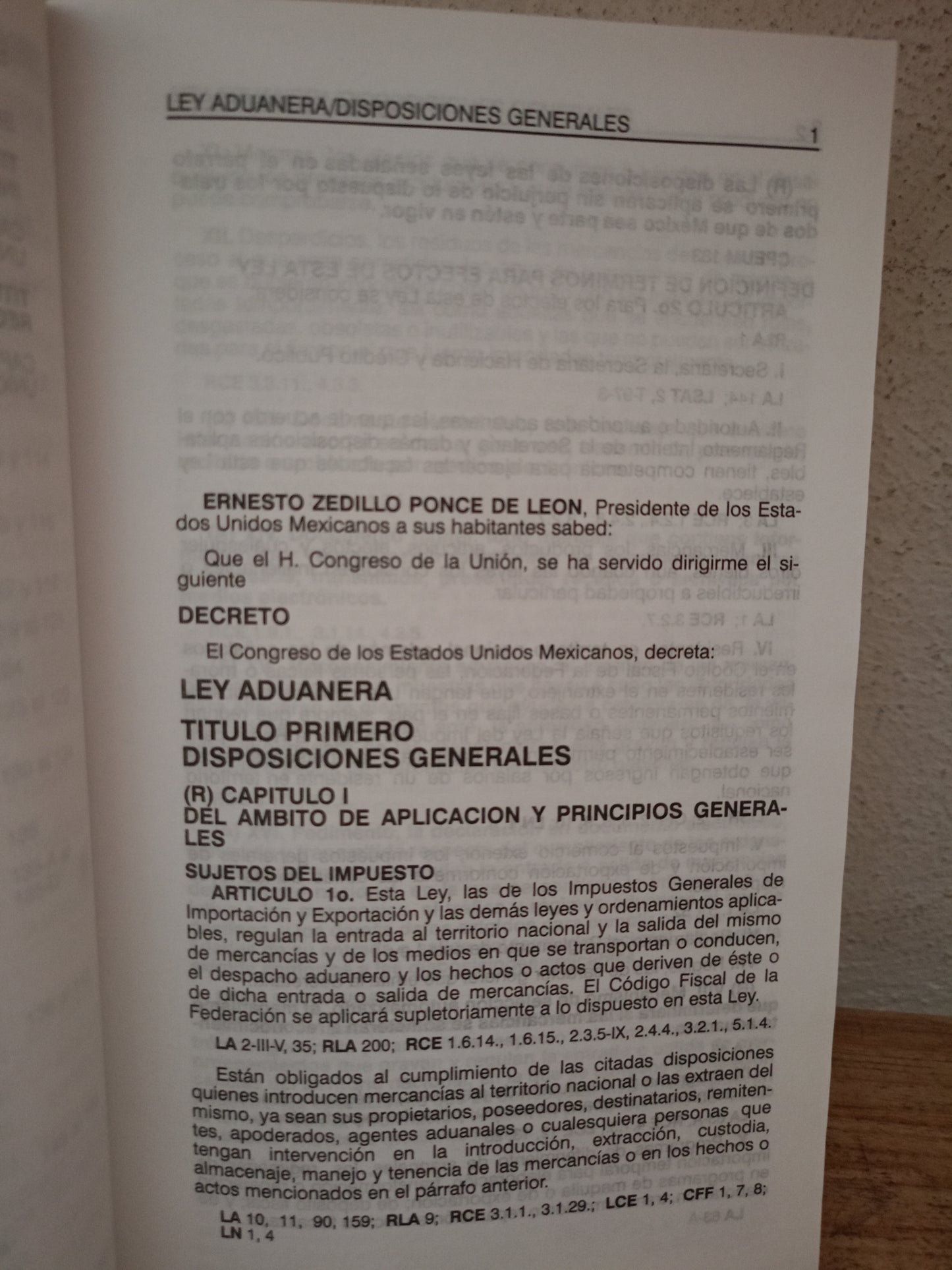 COMPENDIO DE DISPOSICIONES SOBRE COMERCIO EXTERIOR 2018 USADO DERECHO LITERARIO 305