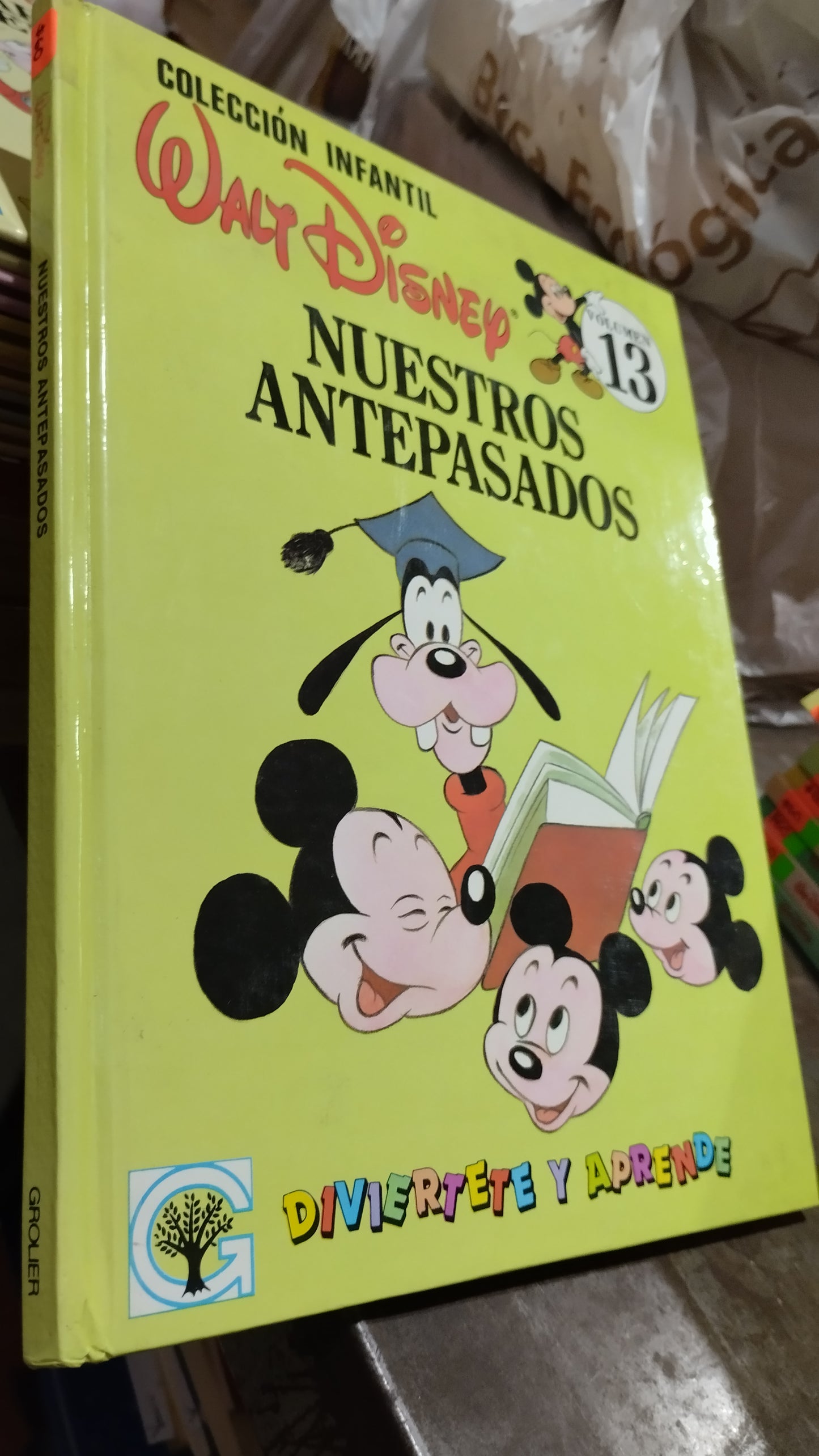 NUESTROS ANTEPASADOS POR EDITORIAL GROLIER LIBRO USADO INFANTIL ALDAMA
