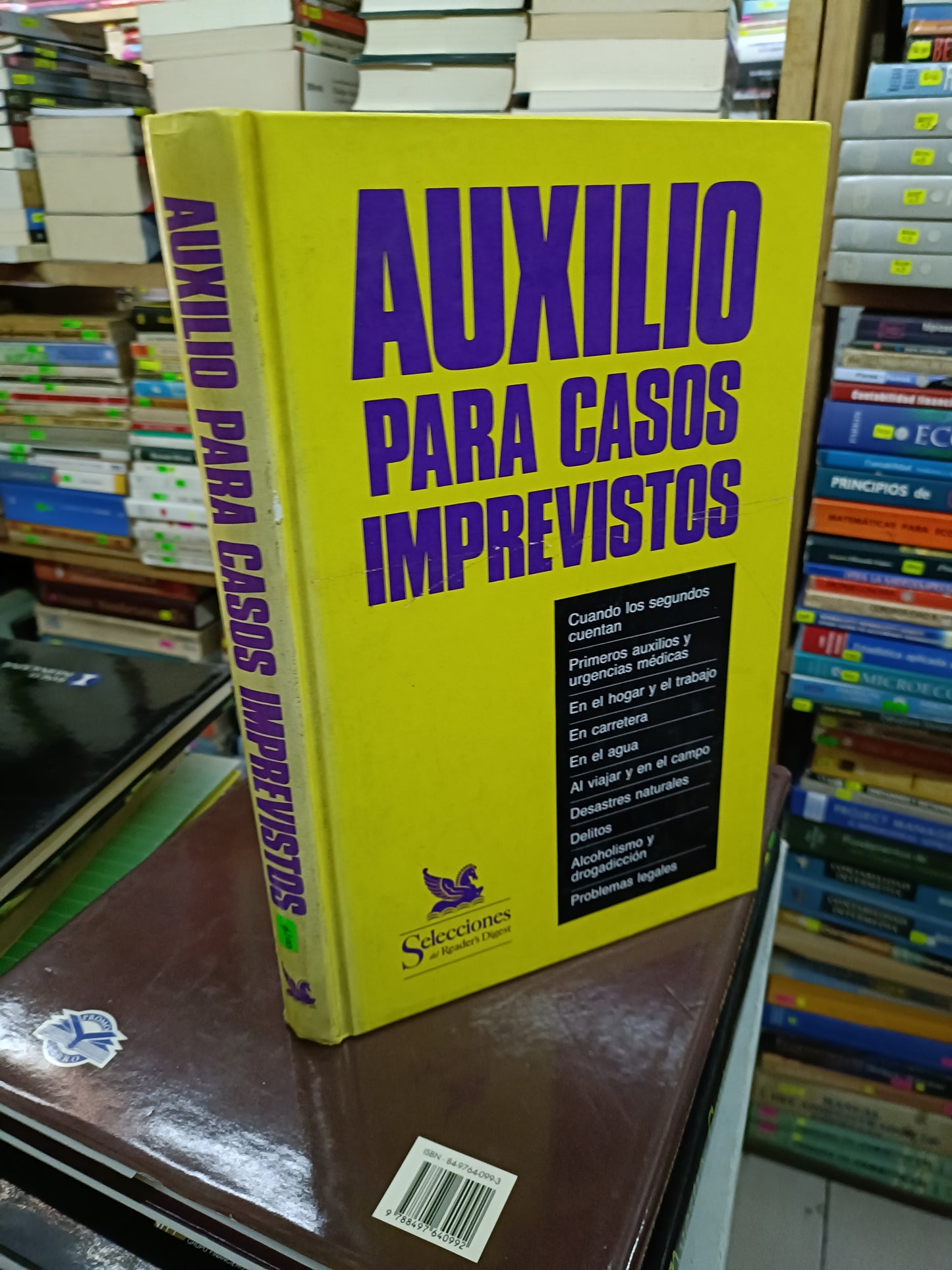 AUXILIO PARA CASOS IMPREVISTOS USADO MEDICINA LITERARIO 207
