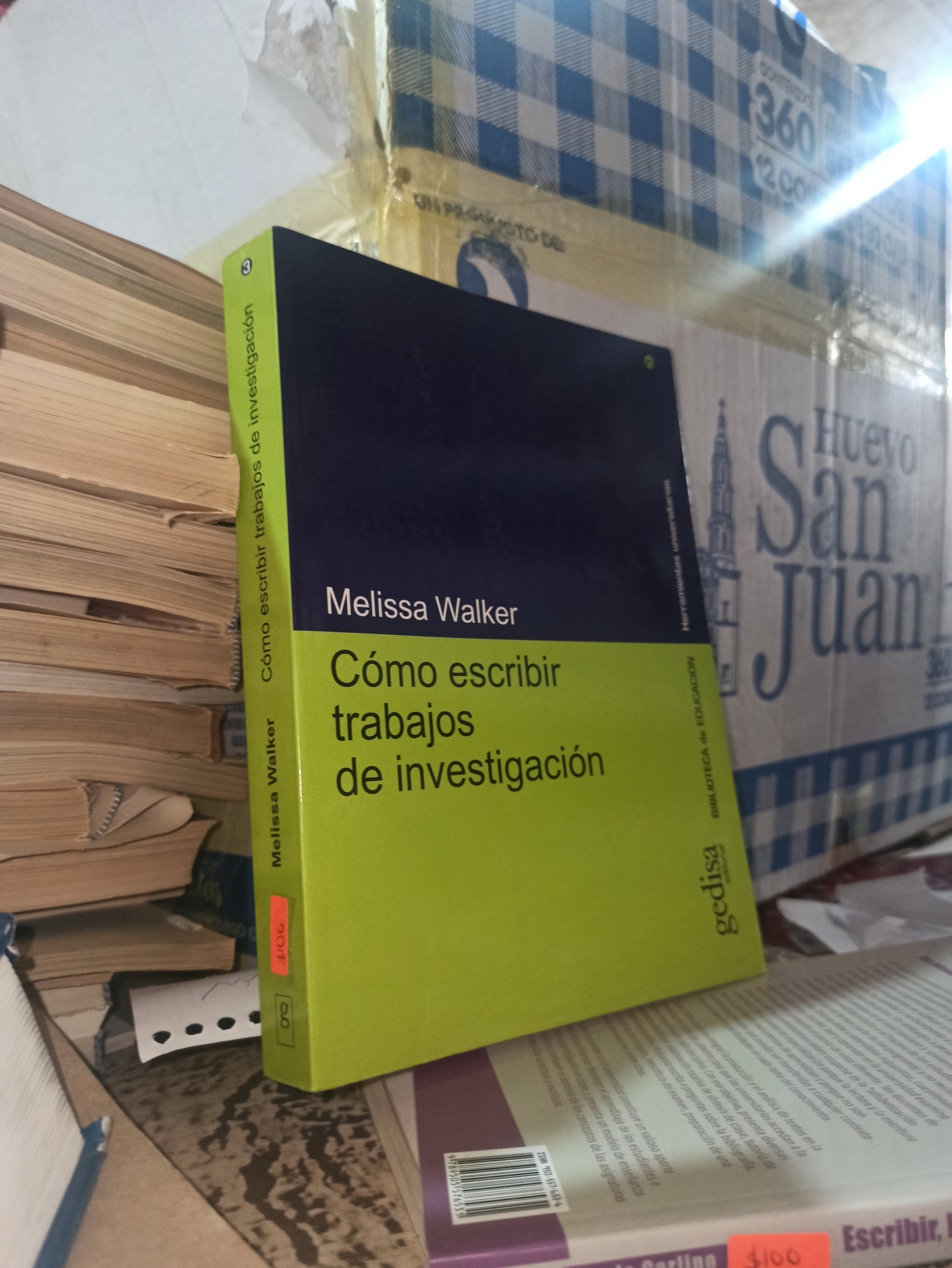 COMO ESCRIBIR TRABAJOS DE INVESTIGACION POR MELISSA WALKER USADO EDUCACIÓN ALDAMA