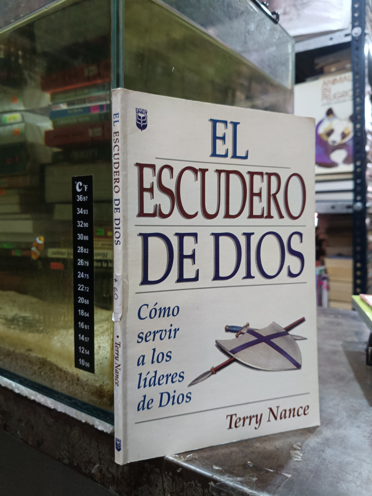 EL ESCUDERO DE DIOS POR TERRY NANCE USADO RELIGIÓN ALDAMA
