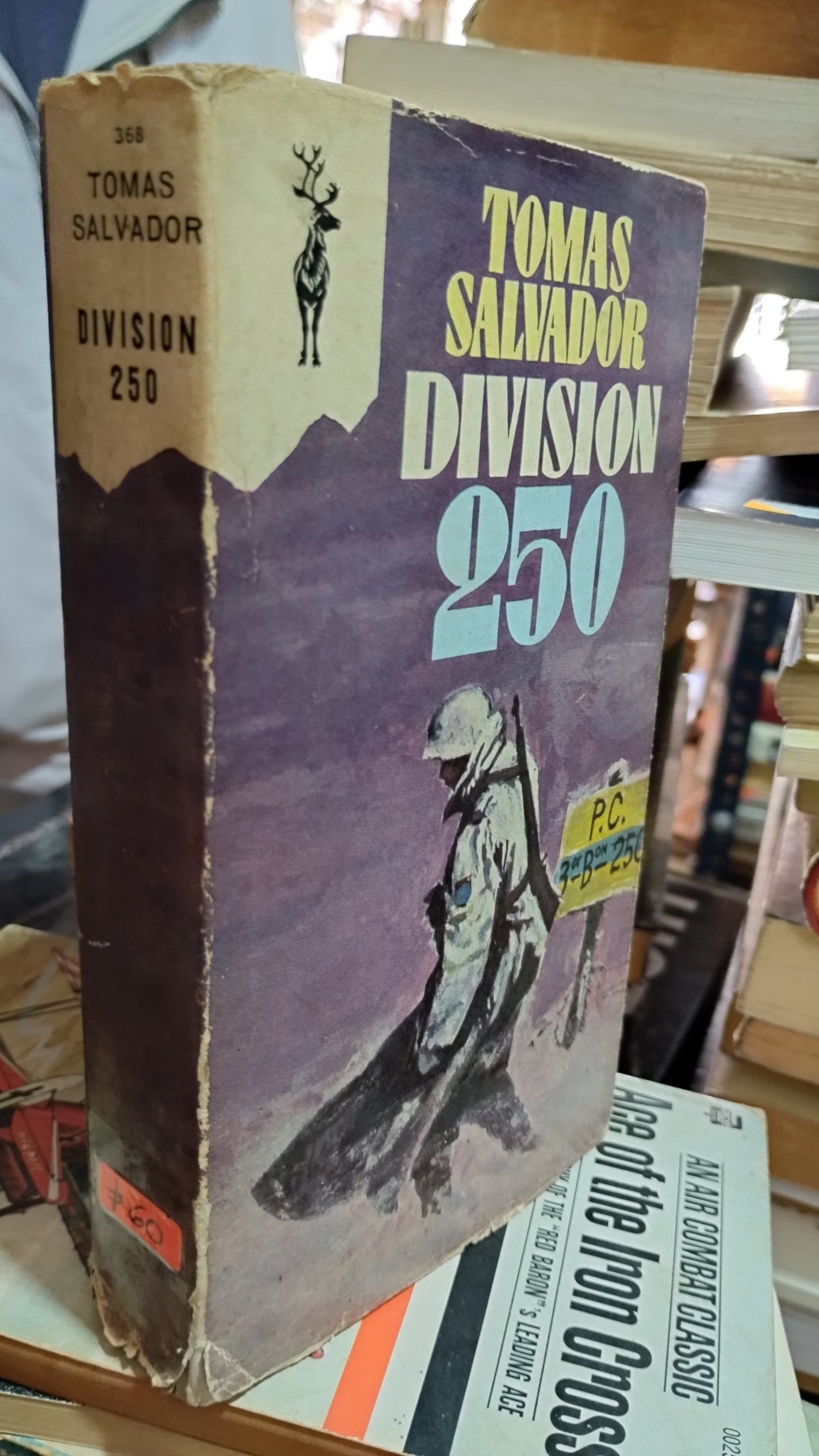 DIVISION 250 POR TOMAS SALVADOR LIBRO USADO HISTORIA ALDAMA