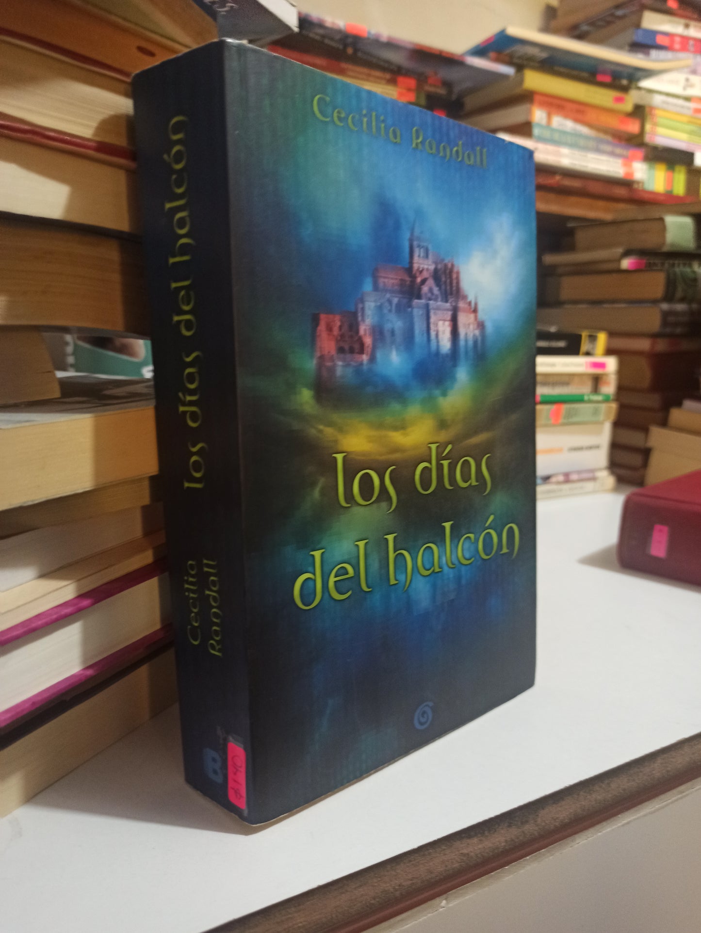LOS DIAS DEL HALCÓN POR CACILIA RANDALL USADO NOVELAS JUÁREZ