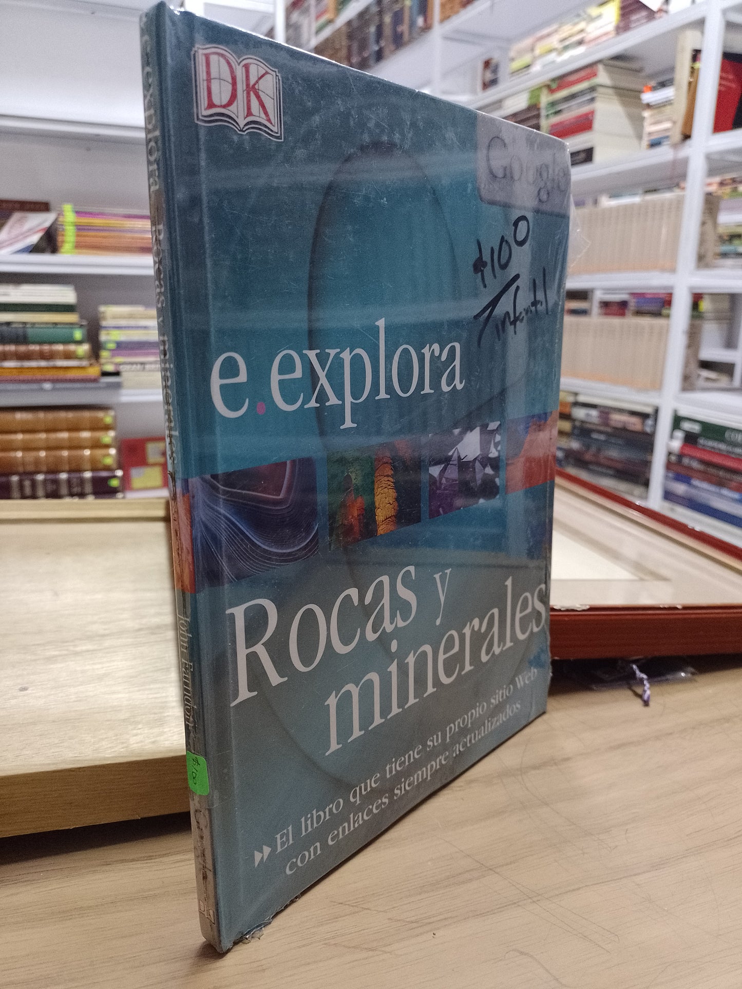 E EXPLORA ROCAS Y MINERALES POR JOHN FERNDON USADO INFANTIL JUAREZ 515