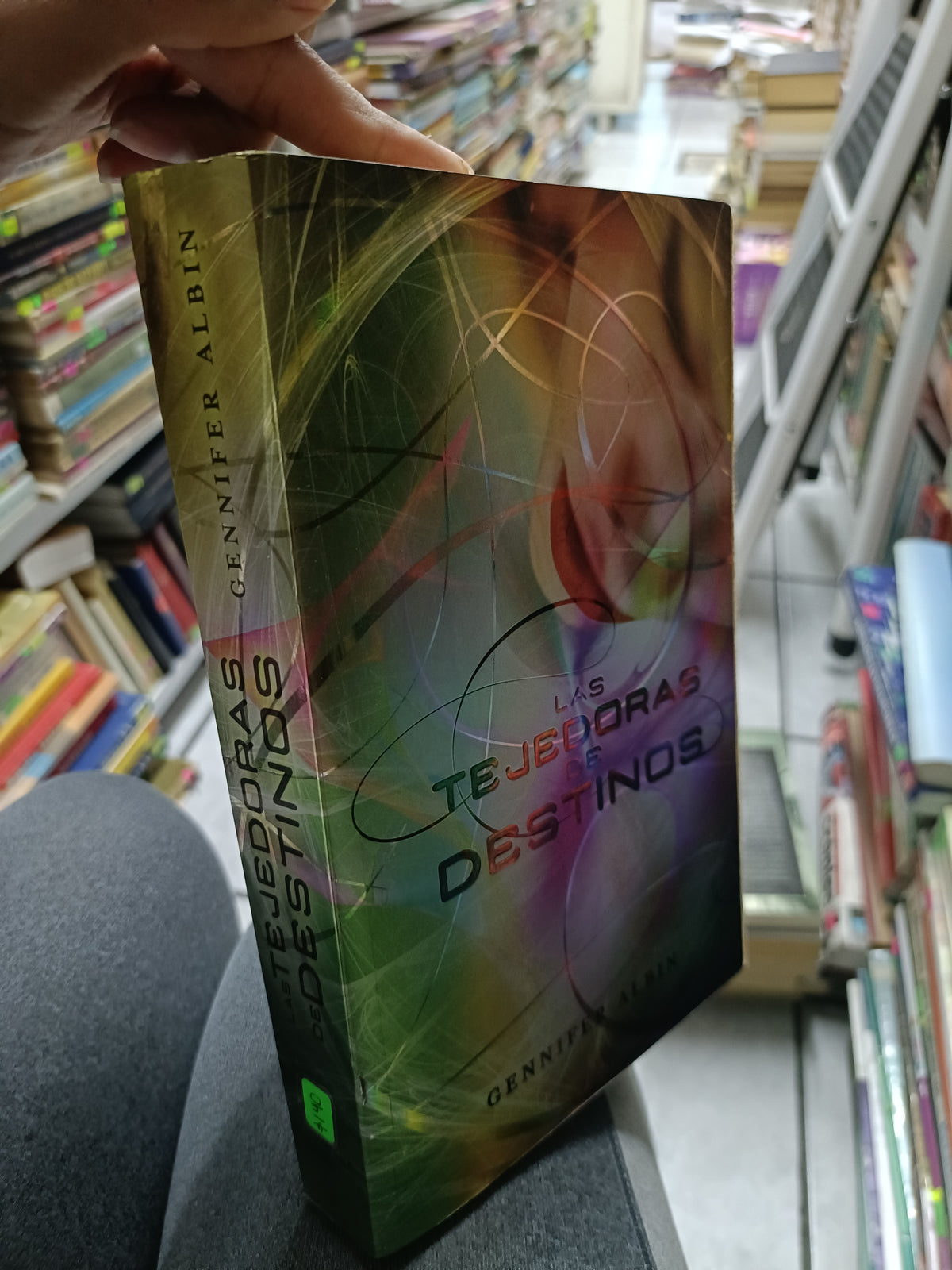 LAS TEJEDORAS DE DESTINOS POR GENNIFER ALBIN USADO NOVELA JUAREZ 507