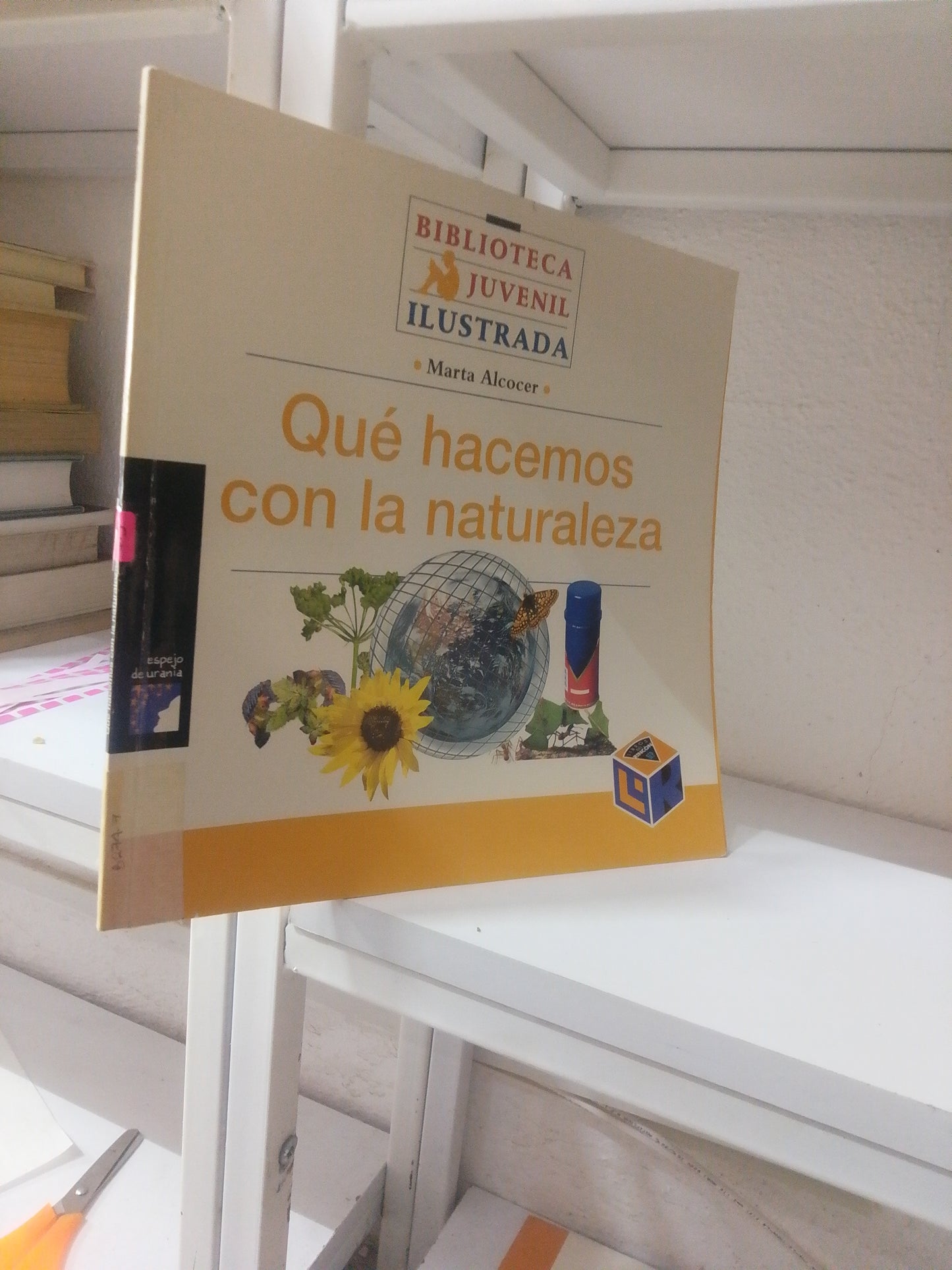 QUE HACEMOS CON LA NATURALEZA POR MARTA ALCOCER USADO INFANTIL JUAREZ 515