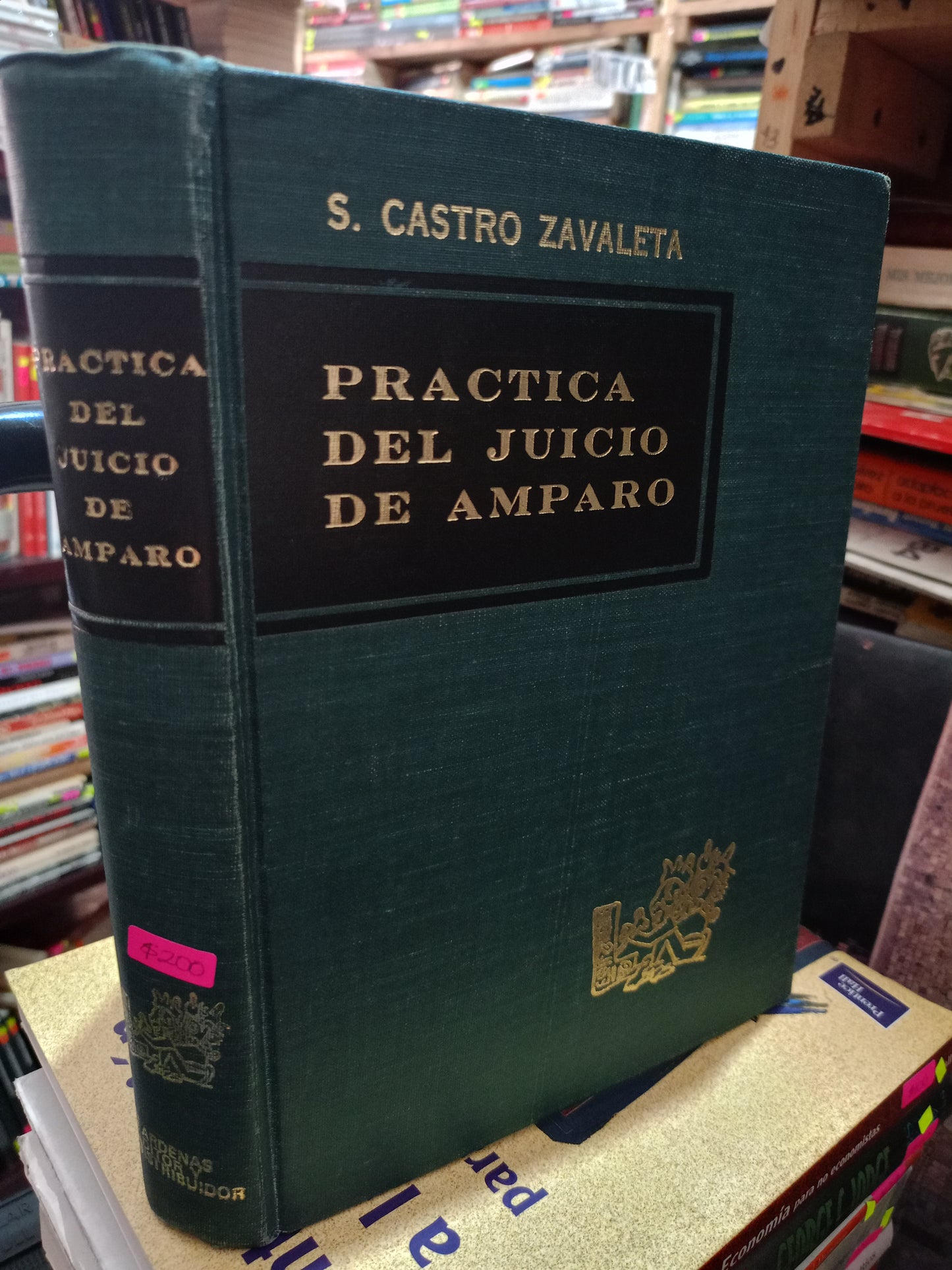 PRACTICA DEL JUICIO DE AMPARO POR S. CASTRO ZAVALETA USADO DERECHO LITERARIO 305