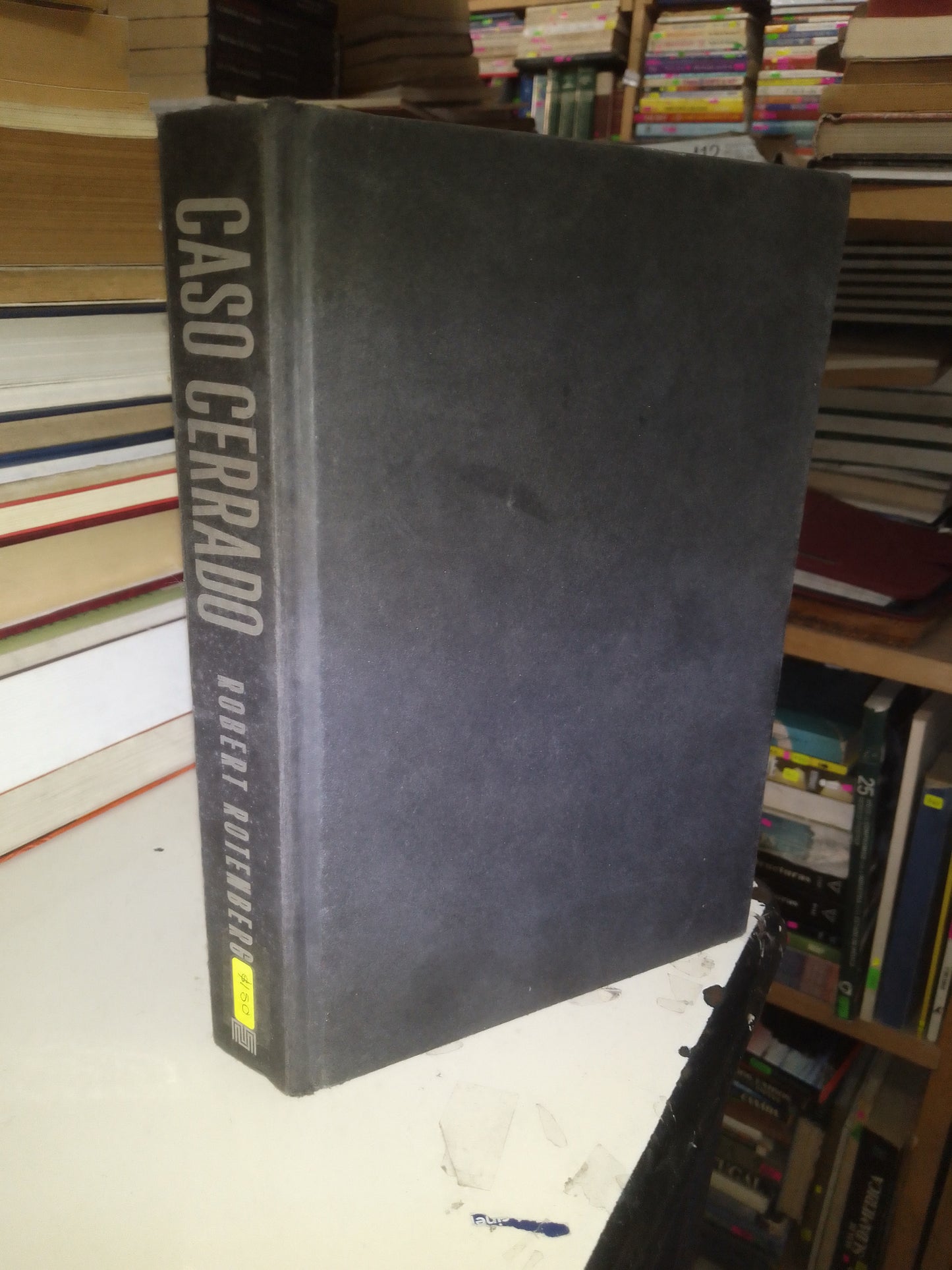 CASO CERRADO POR ROBERT ROTENBERG USADO NOVELA LITERARIO 207