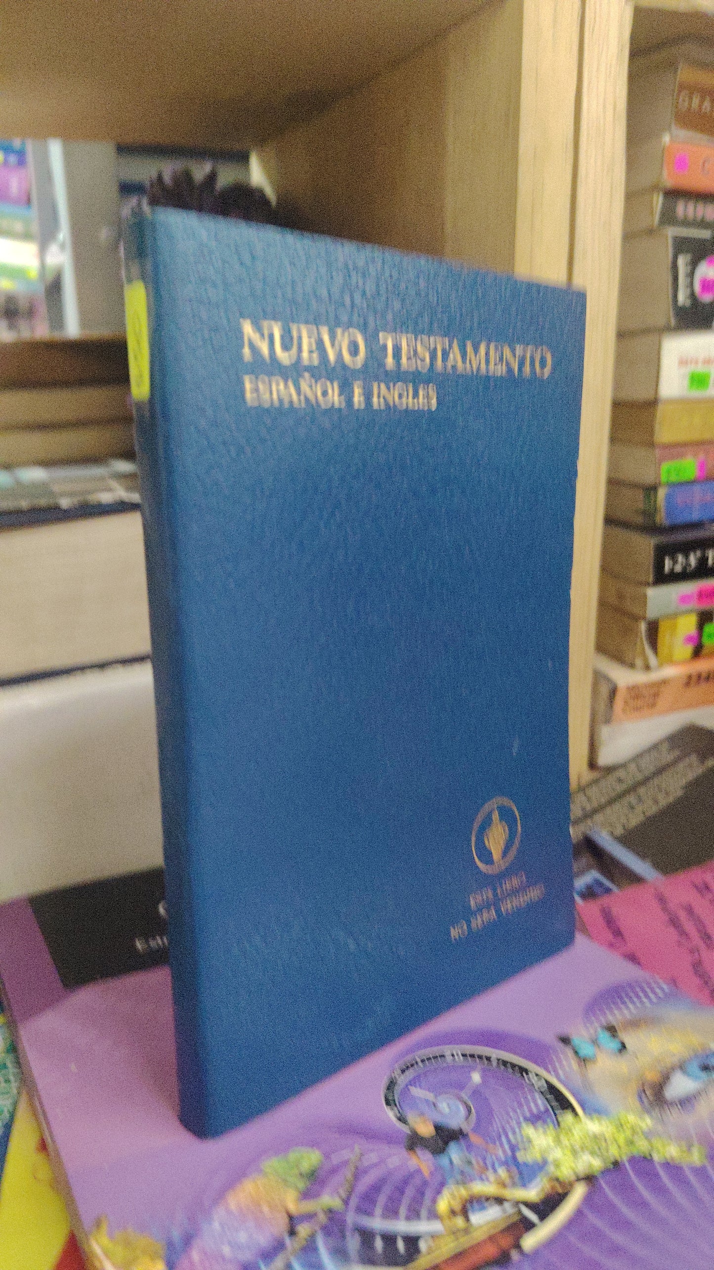NUEVO TESTAMENTO ESPAÑOL E INGLES SIN AUTOR USADO RELIGIÓN LITERARIO 207