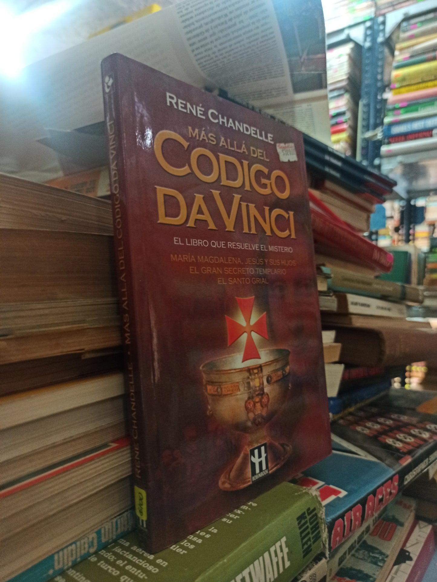 MÁS ALLÁ DEL CÓDIGO DAVINCI POR RENÉ CHANDELLE USADO NOVELAS ALDAMA