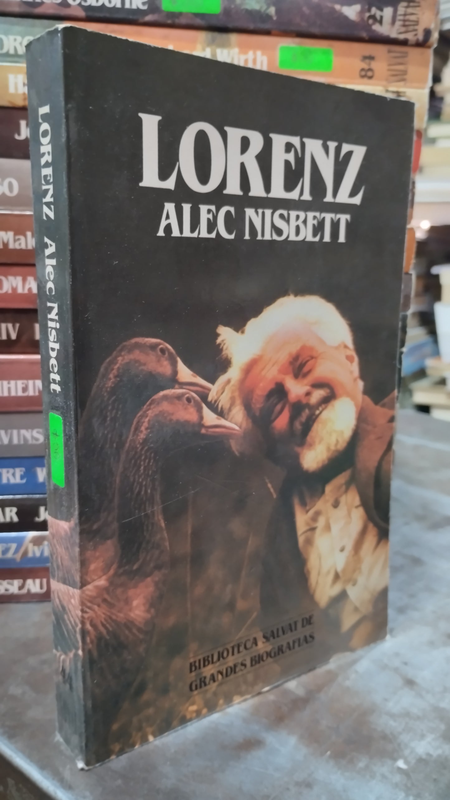 LORENZ POR ALEC NISBETT LIBRO USADO HISTORIA ALDAMA