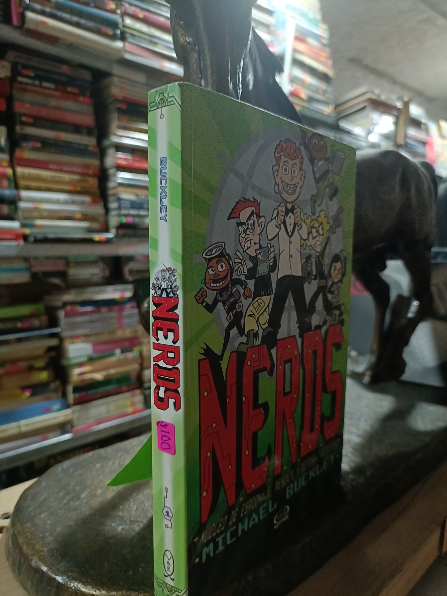 NERDS POR MICHAEL BUCKLEY USADO INFANTIL ALDAMA