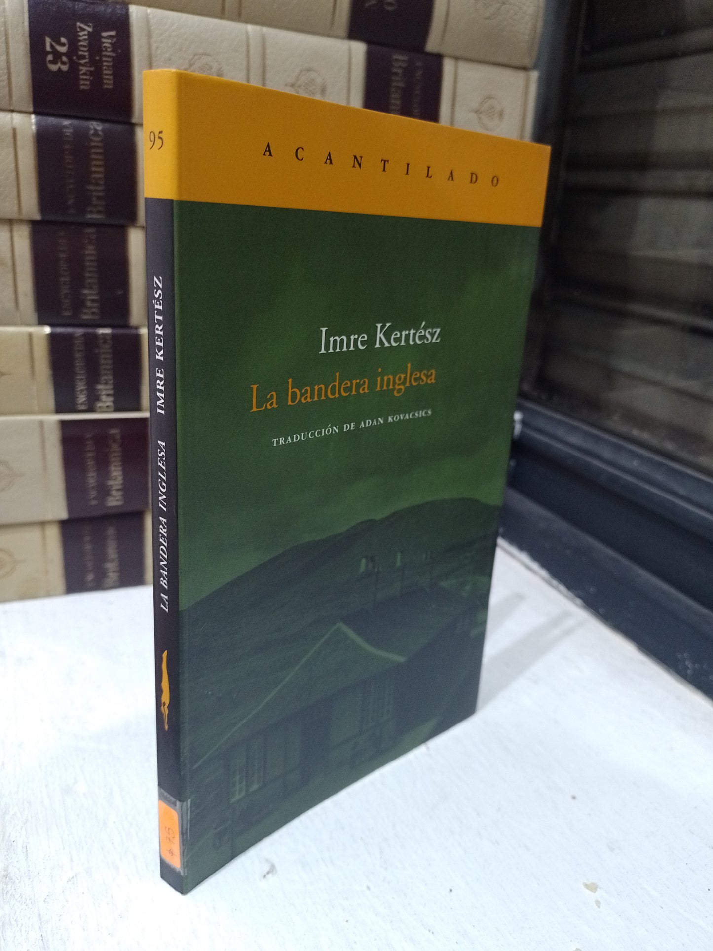 LA BANDERA INGLESA POR IMRE KERTESZ USADO NOVELA JUAREZ 515