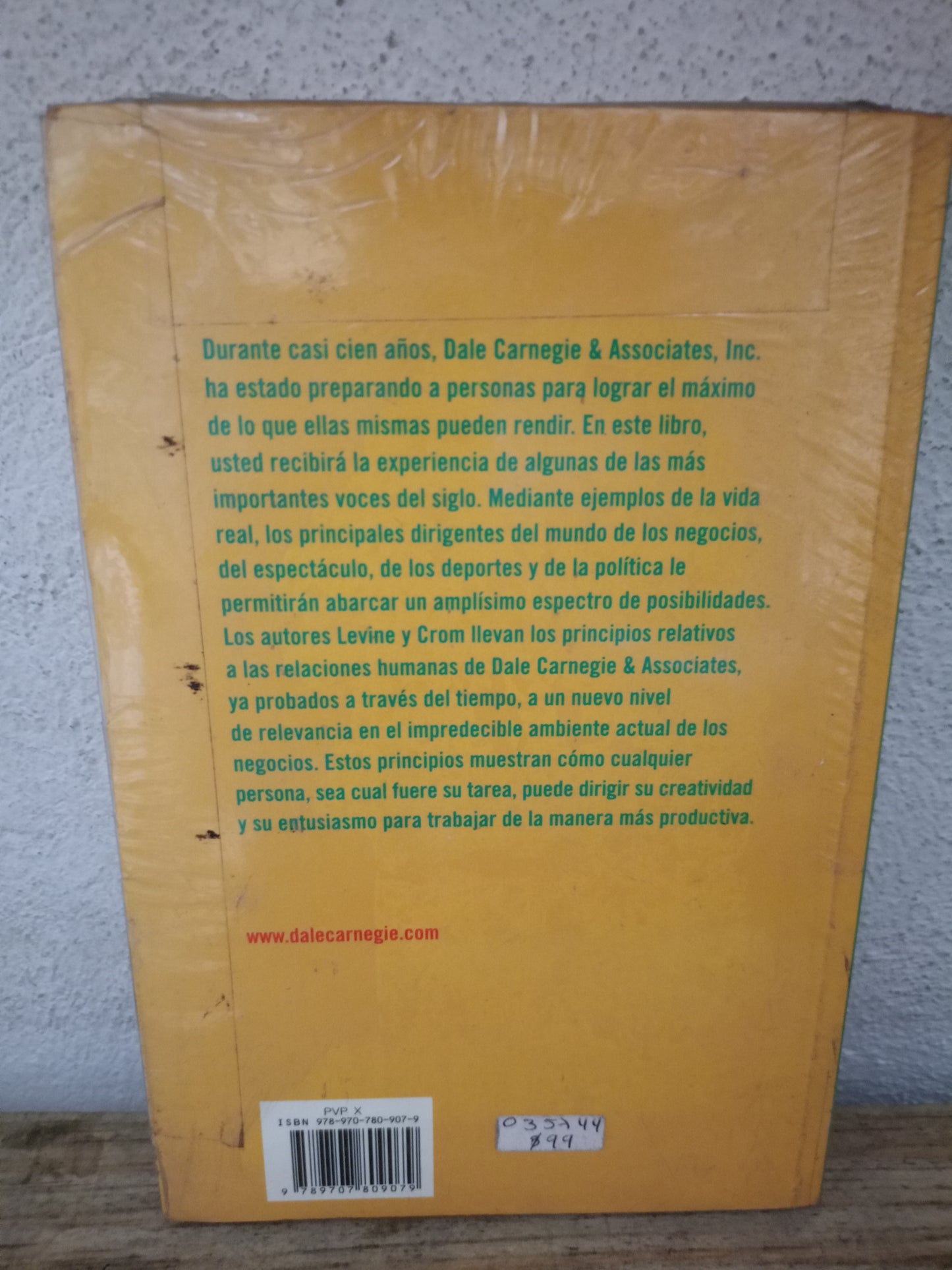 DESCÚBRESE COMO LÍDER POR DALE CARNEGIE NUEVO LIBROS NUEVOS LITERARIO 305