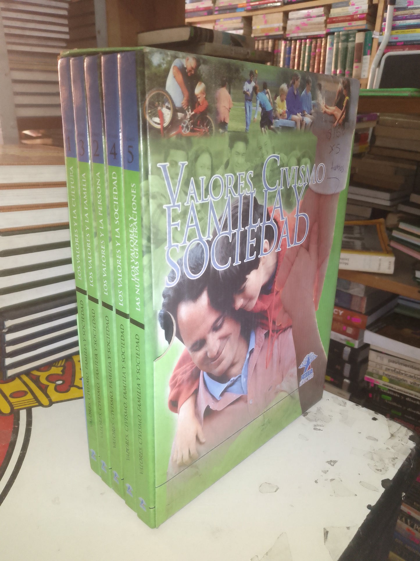 VALORES, CIVISMO, FAMILIA Y SOCIEDAD VOLÚMENES 1 AL 5 ($150 POR 5 TOMOS) USADO ENCICLOPEDIAS LITERARIO 207