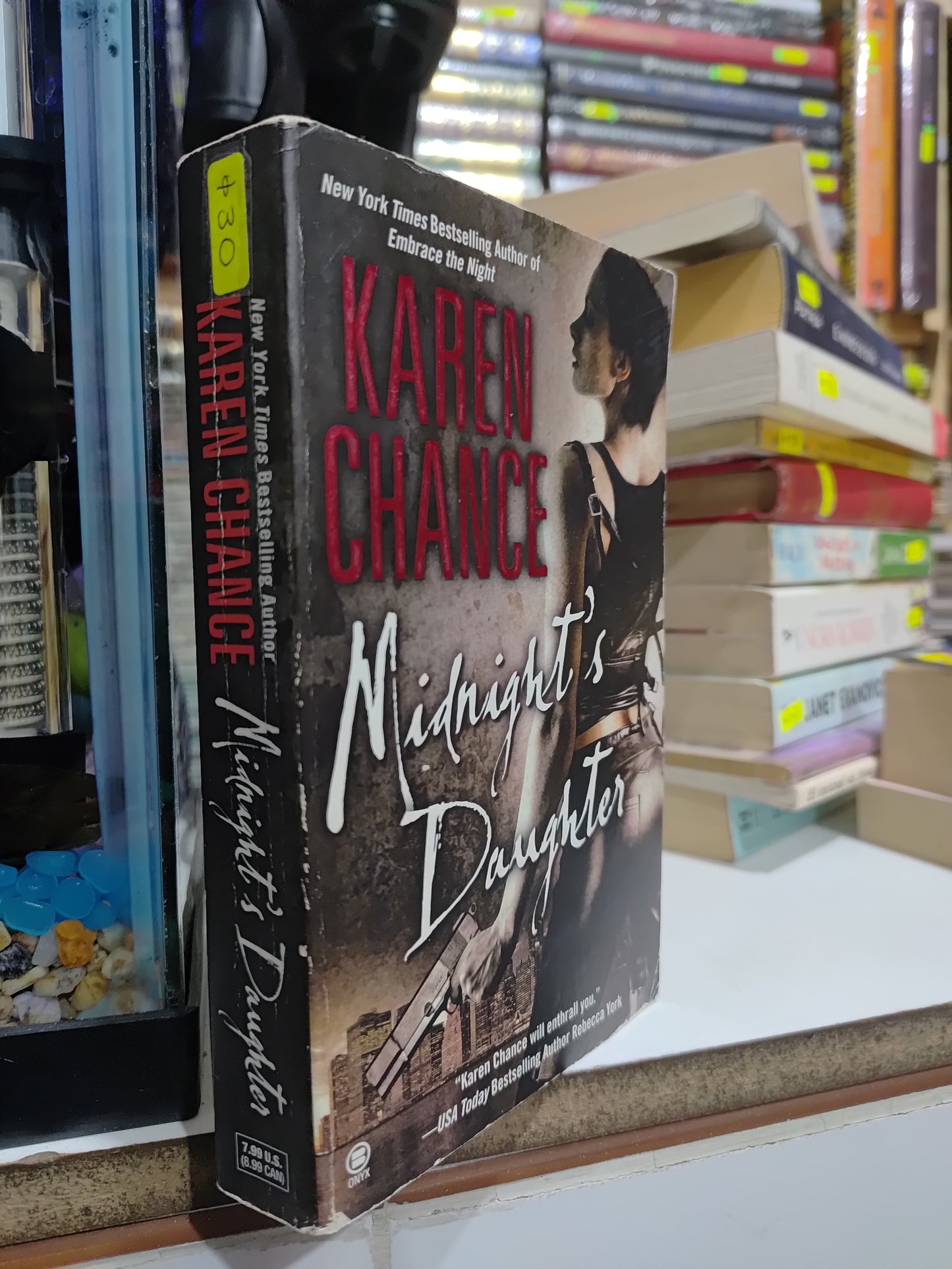 MIDNIGHTS DAUGHTERS POR KAREN CHANCE USADO IDIOMAS JUAREZ
