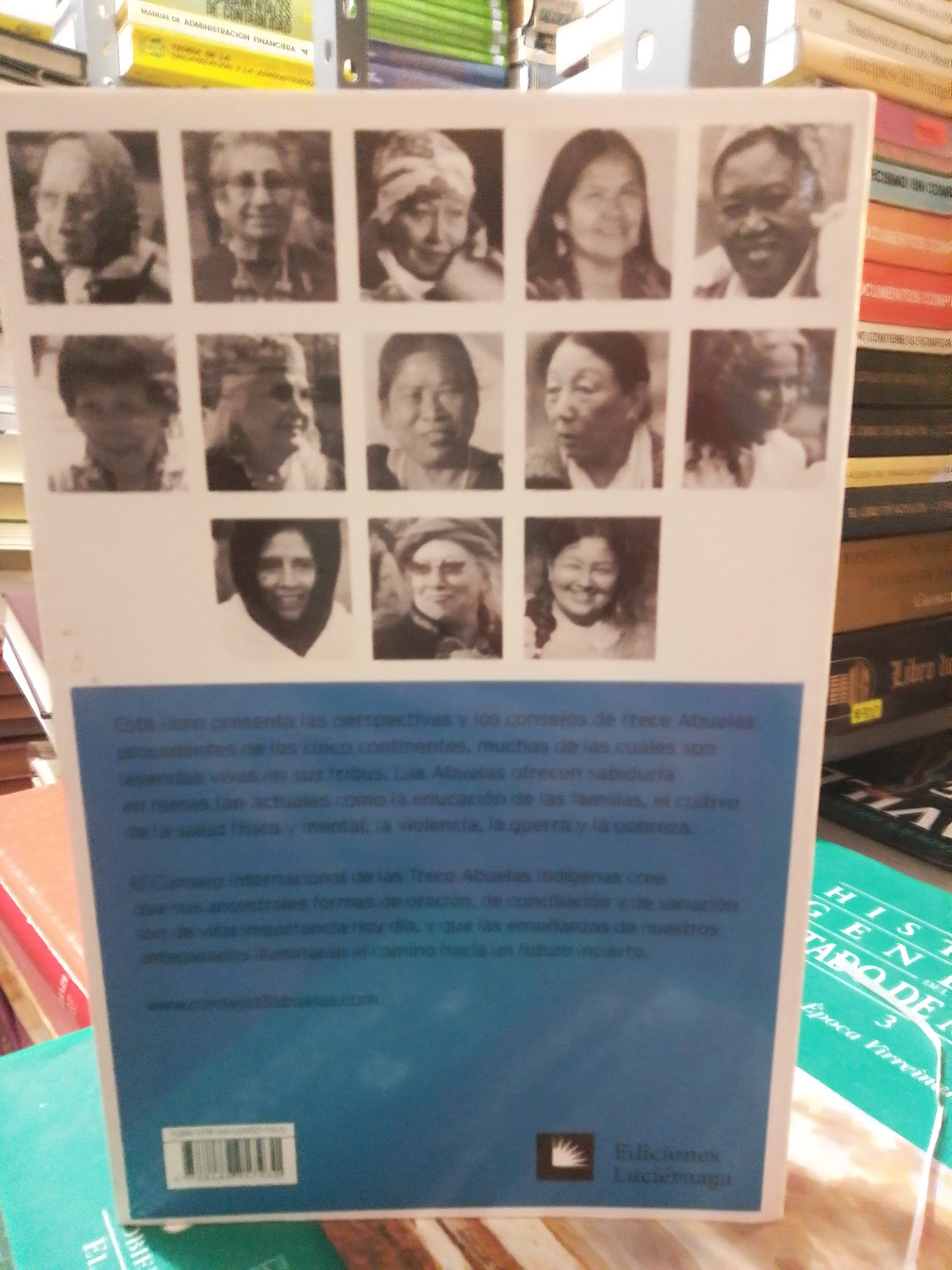 LA VOZ DE LAS 13 ABUELAS POR KAROL SCHAEFER USADO NOVELA JUÁREZ
