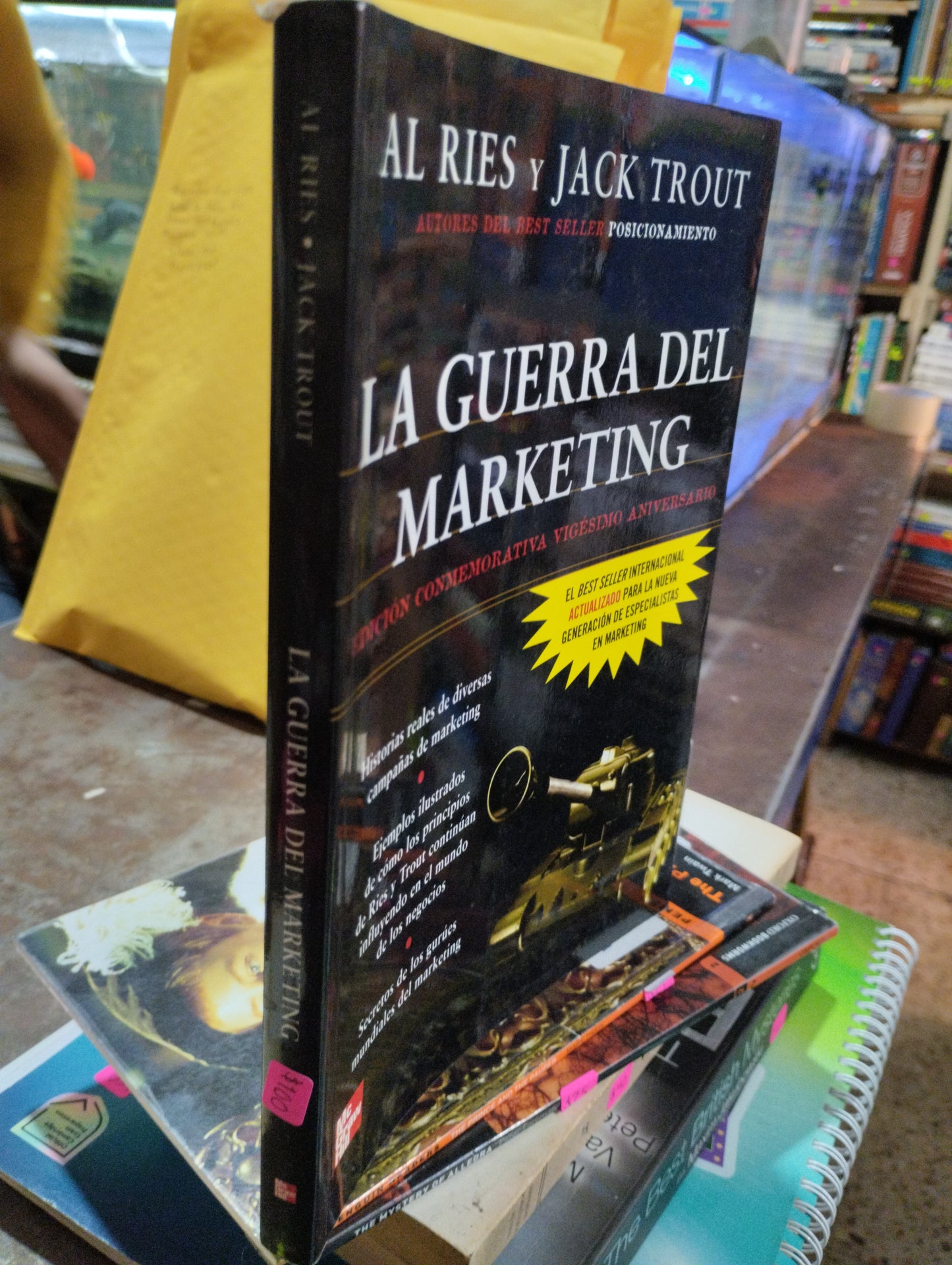 LA GUERRA DEL MARKETING POR AL RIES Y JACK TROUT USADO SUPERACION PERSONAL ALDAMA