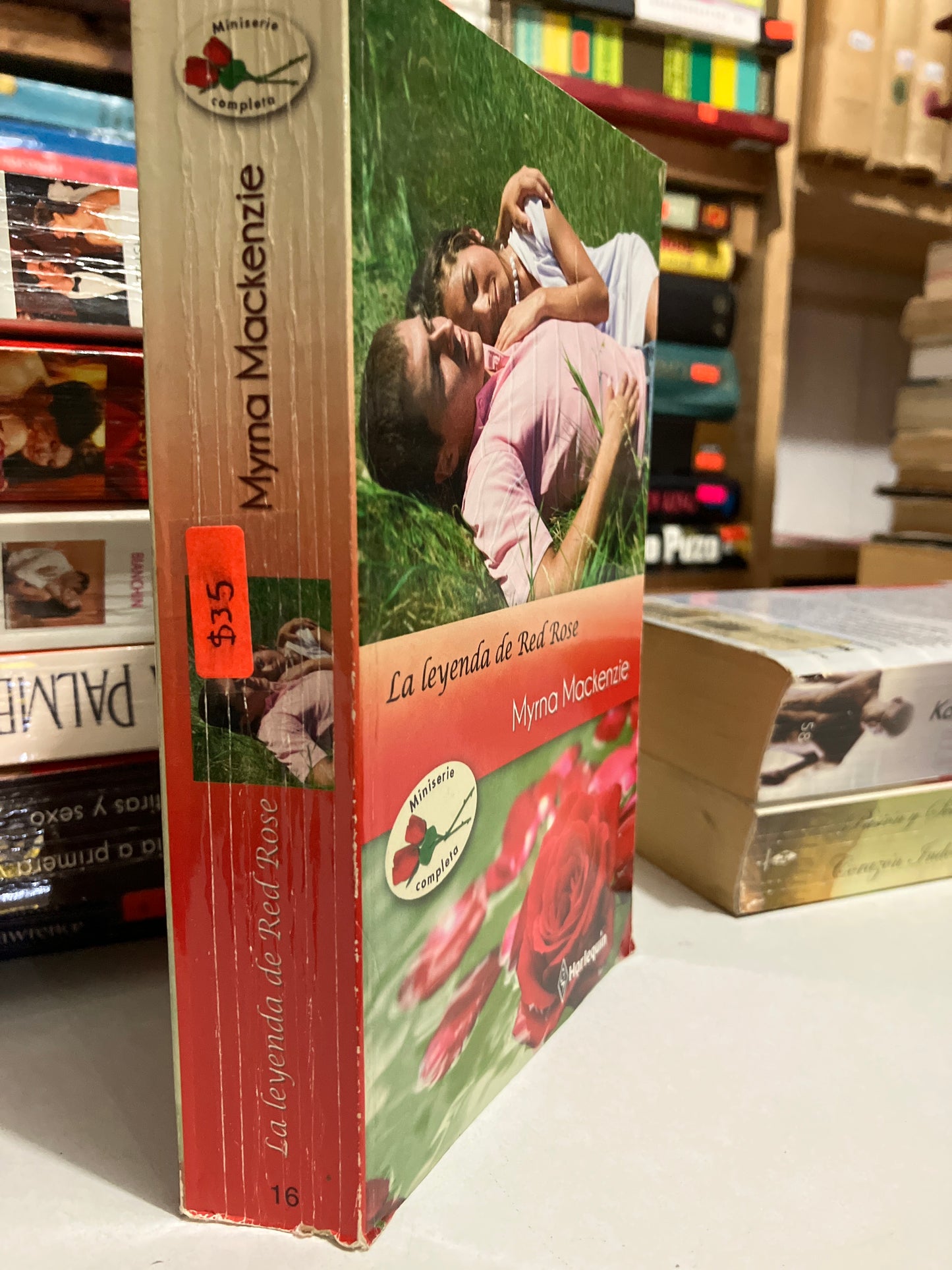 LA LEYENDA DE RED ROSE POR MYRNA MACKENZIE USADO NOVELAS JUAREZ