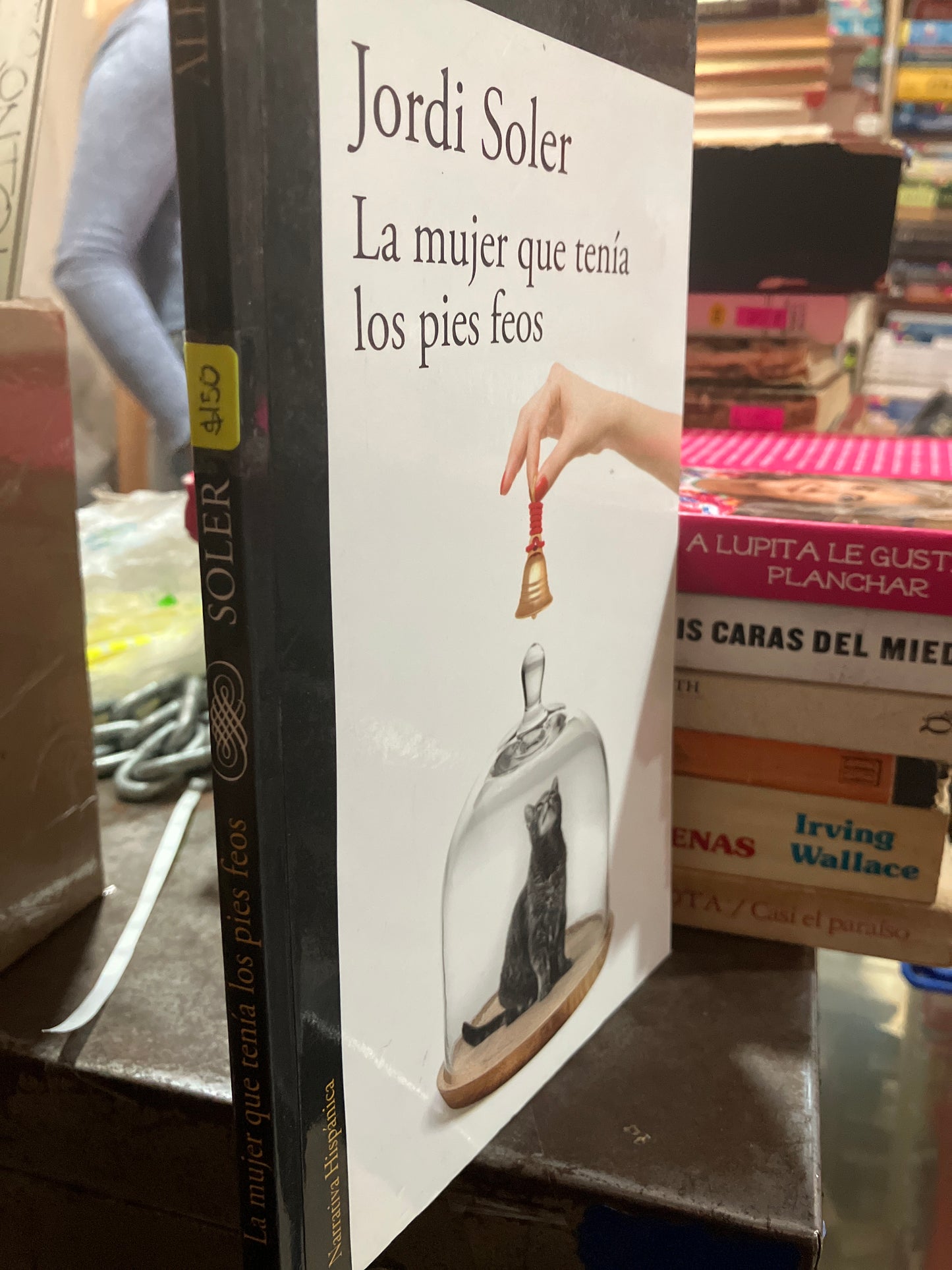 LA MUJER QUE TENÍA LOS PIES FEOS POR JORDI SOLER USADO NOVELAS ALDAMA