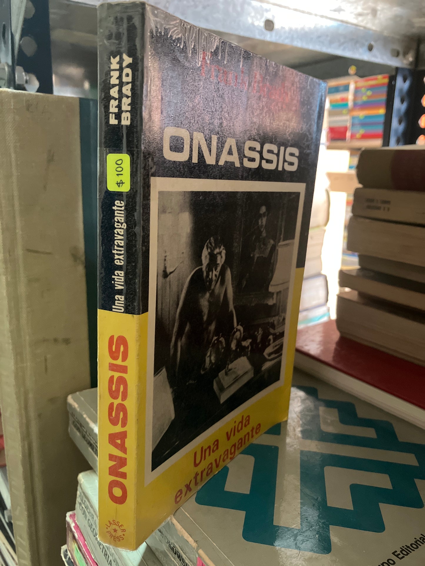 ONASSIS UNA VIDA EXTRAVAGANTE POR FRANK BRADY USADO NOVELA ALDAMA