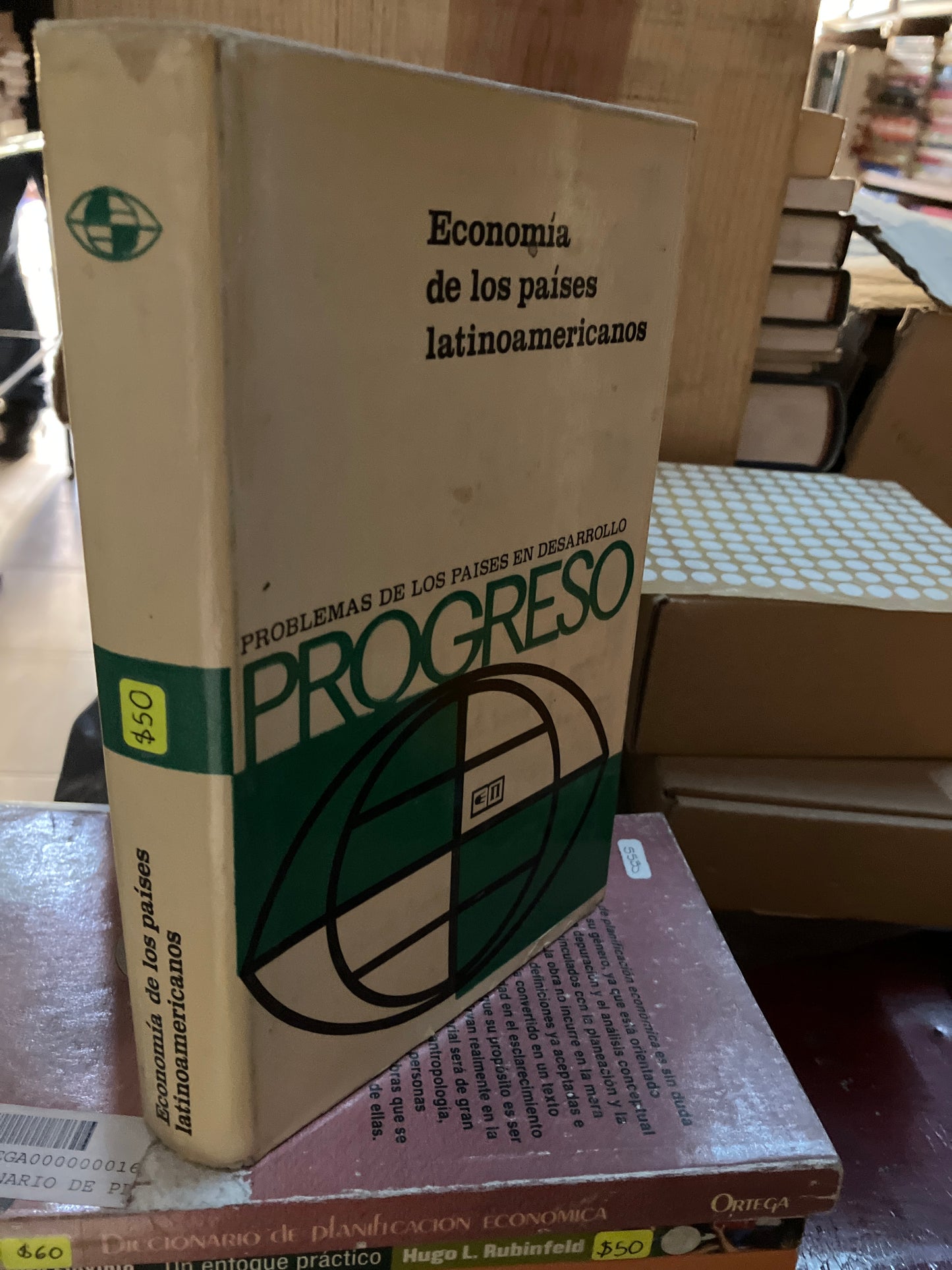 ECONOMÍA DE LOS PAÍSES LATINOAMERICANOS USADO ADMINISTRACIÓN LITERARIO 207