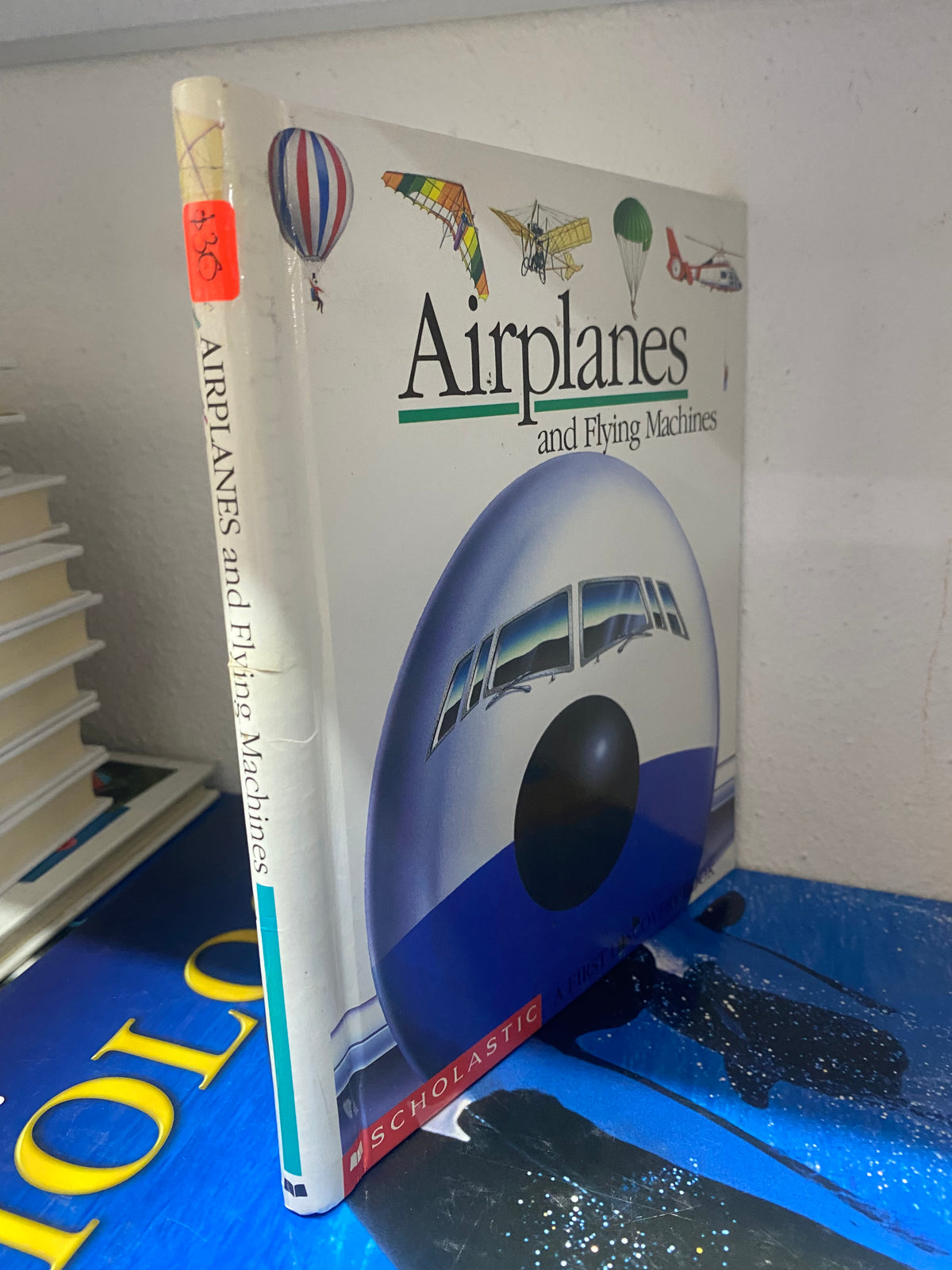 AIRPLANES AND FLYING MACHINES GALLIMAR JEUNESSE USADO JUAREZ 515