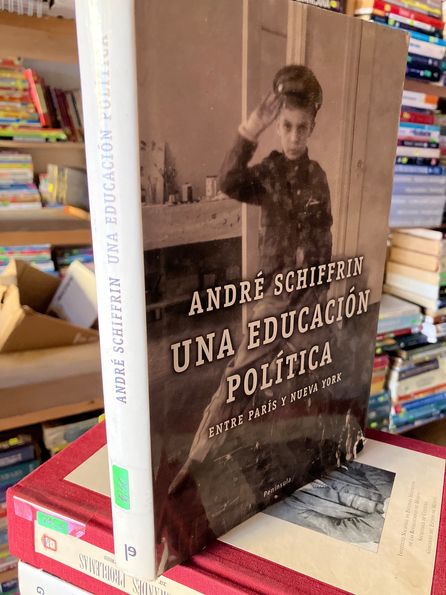 UNA EDUCACION POLITICA POR ANDRÉ SCHIFFRIN USADO POLÍTICA LITERARIO 207