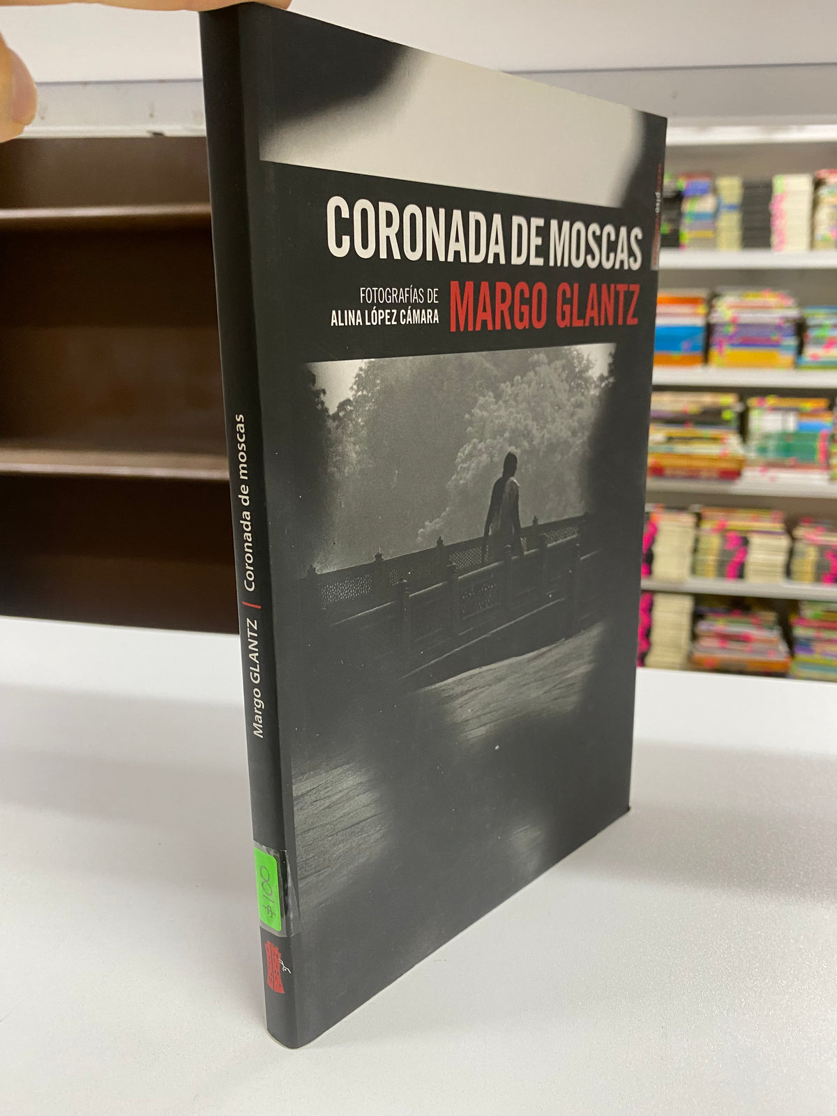 CORONADA DE MOSCAS MARGO GLANTZ USADO NOVELA JUAREZ 515