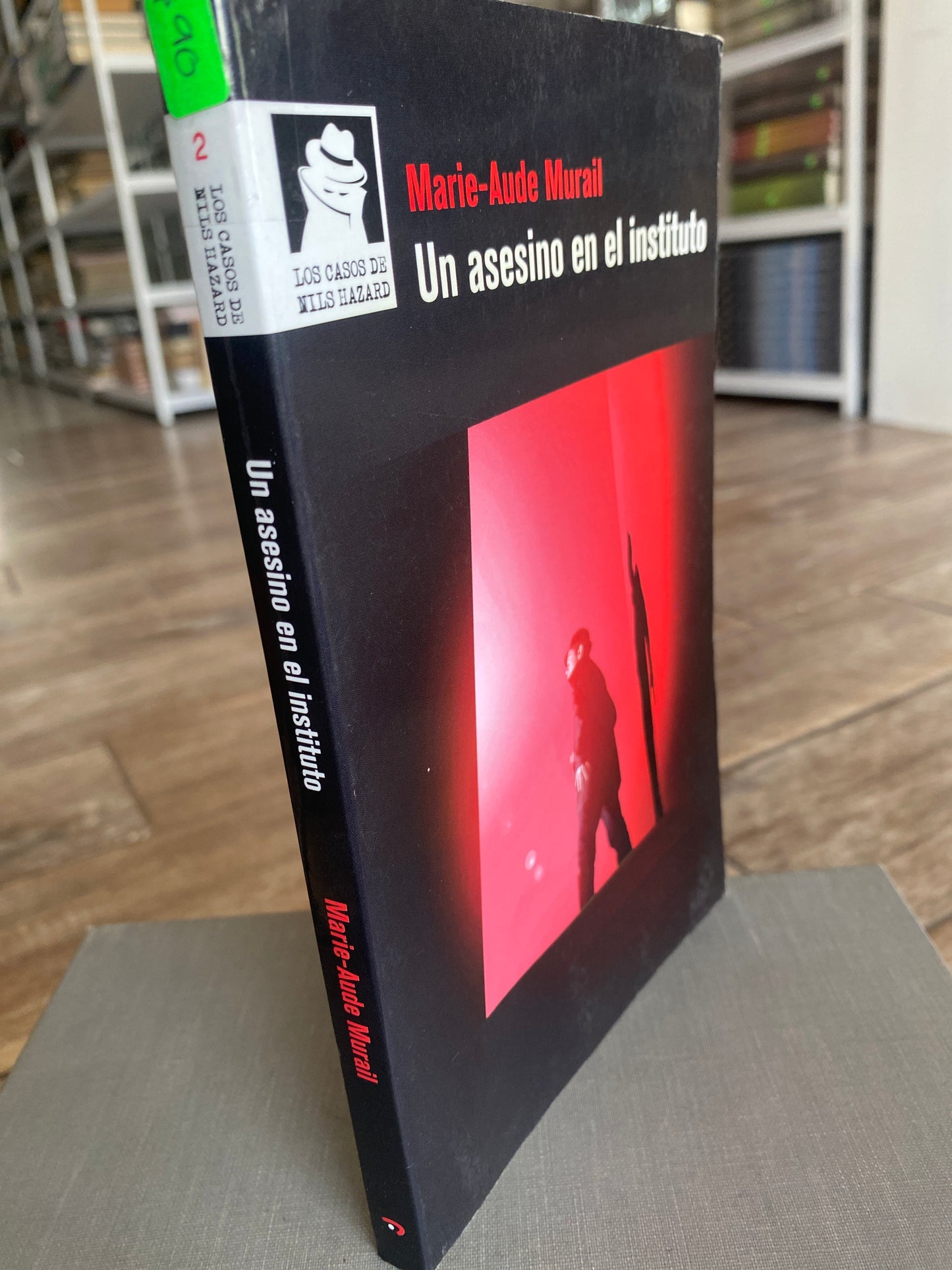 UN ASESINO EN EL INSTITUTO POR MARI AUDE MURAI USADO NOVELAS JUAREZ 515 ￼