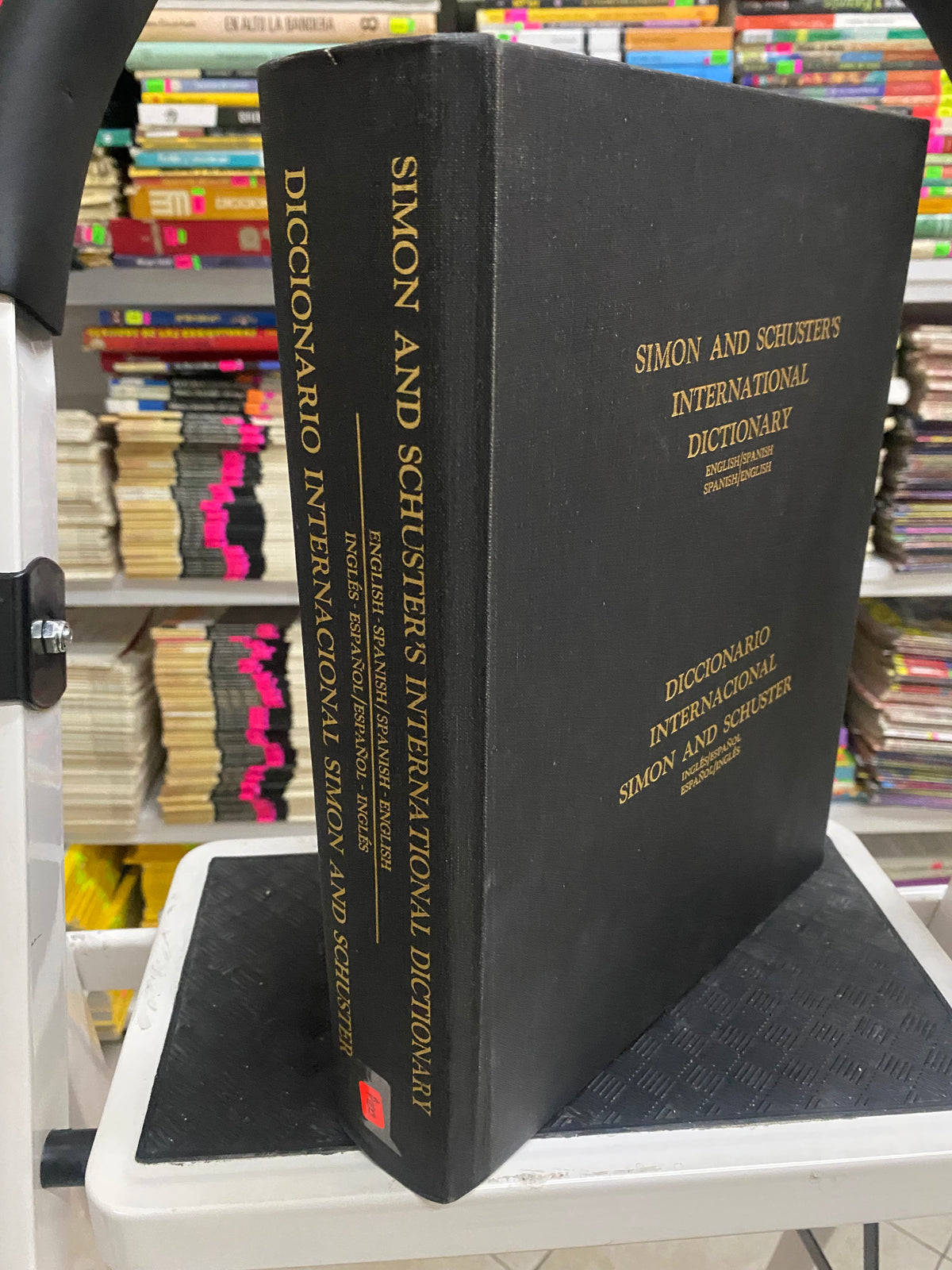 DICCIONARIO INTERNACIONAL SIMON AND SCHUSTERS  USADO IDIOMAS JUAREZ 515
