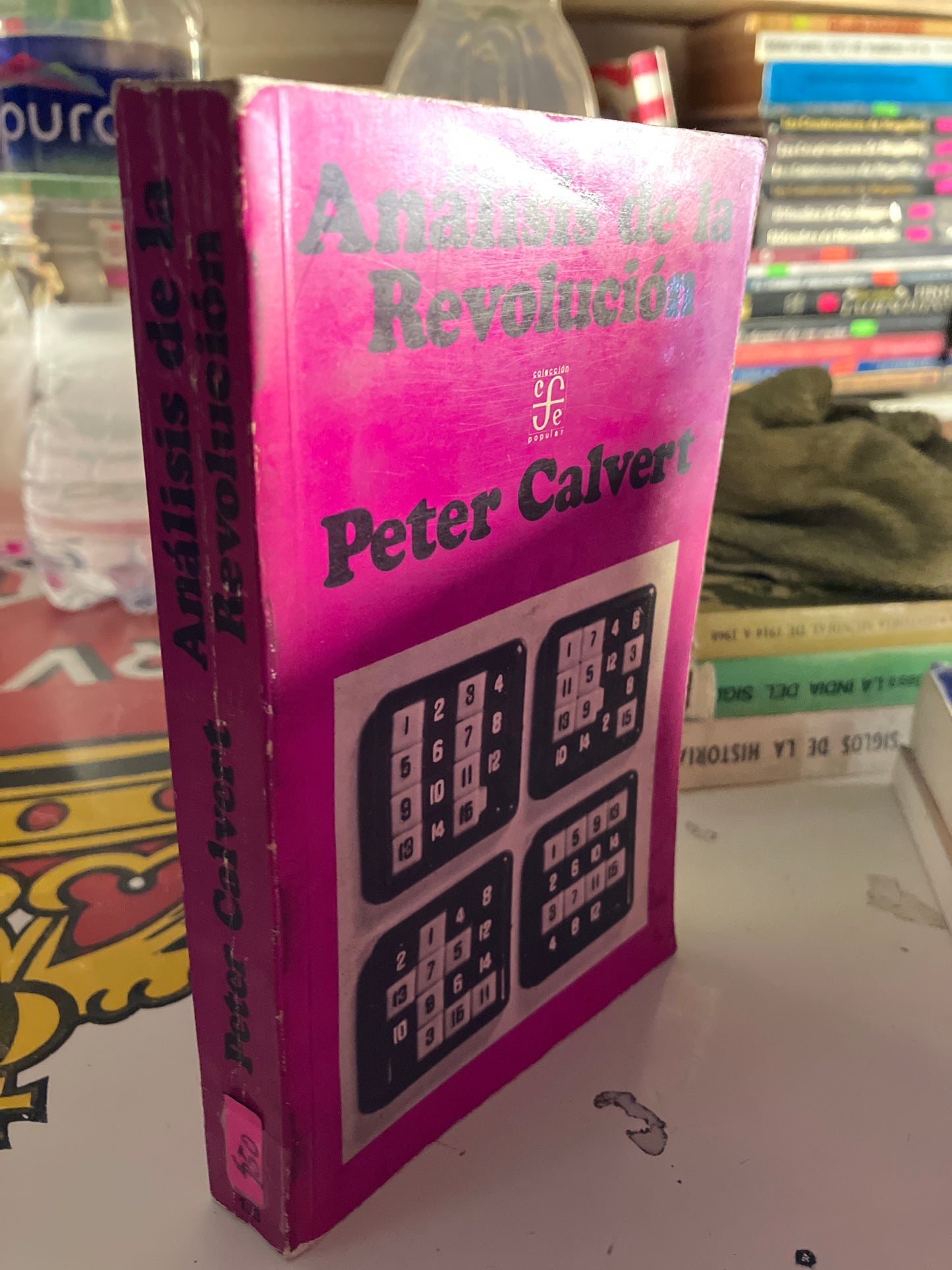 ANÁLISIS DE LA REVOLUCIÓN POR PETER CALVERT USADO HISTORIA LITERARIO 207