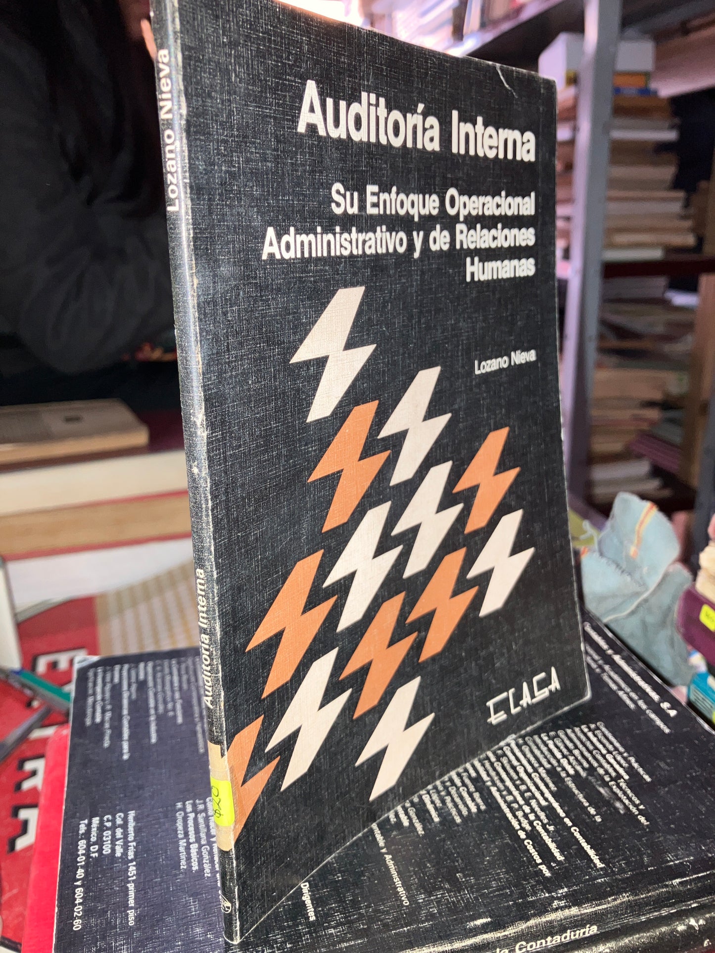 AUDITORÍA INTERNA POR LOZANO NIEVA USADO ADMINISTRACIÓN LITERARIO 207
