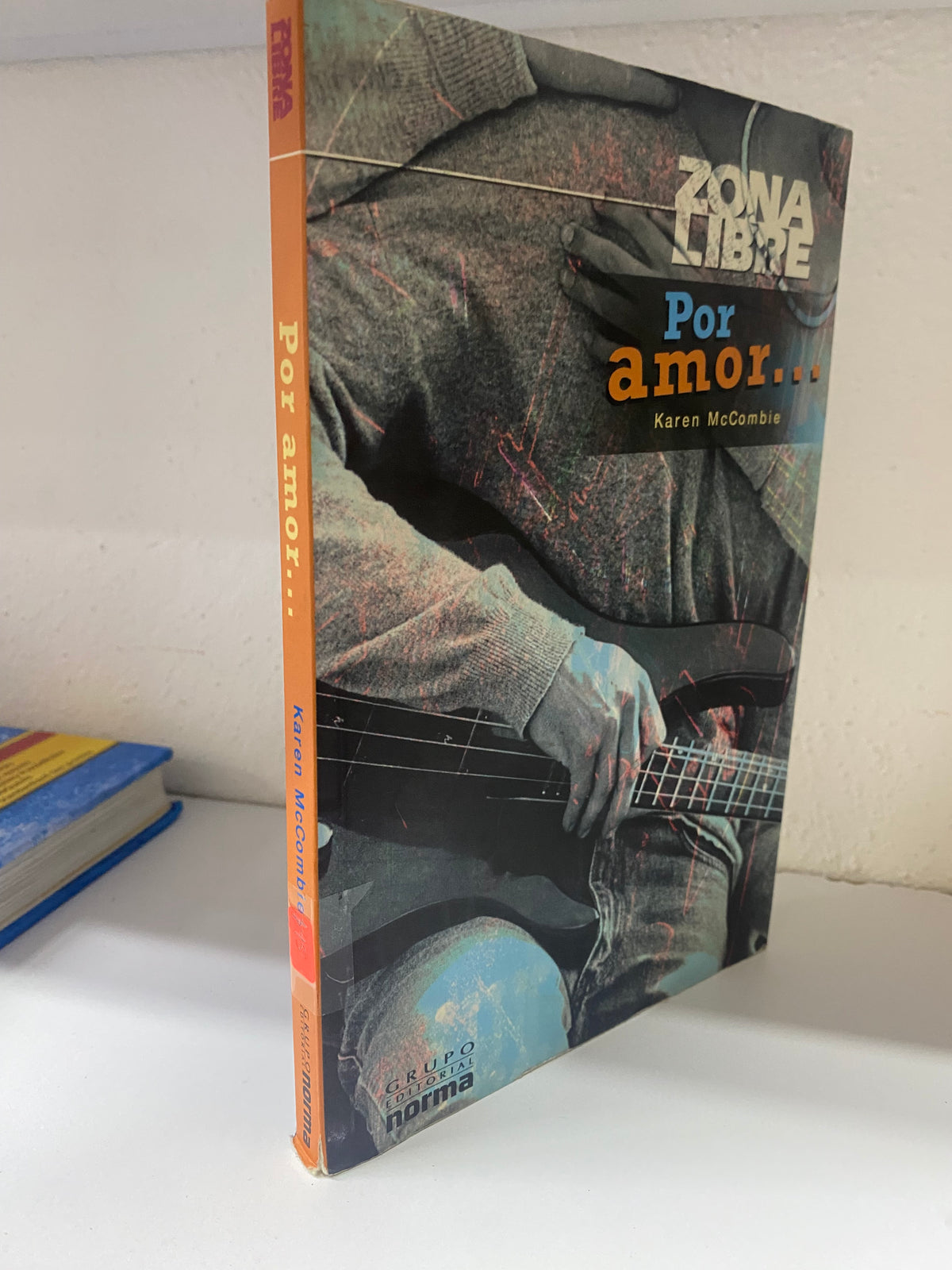 POR AMOR KAREN MCCOMBIE USADO NOVELA JUAREZ 515
