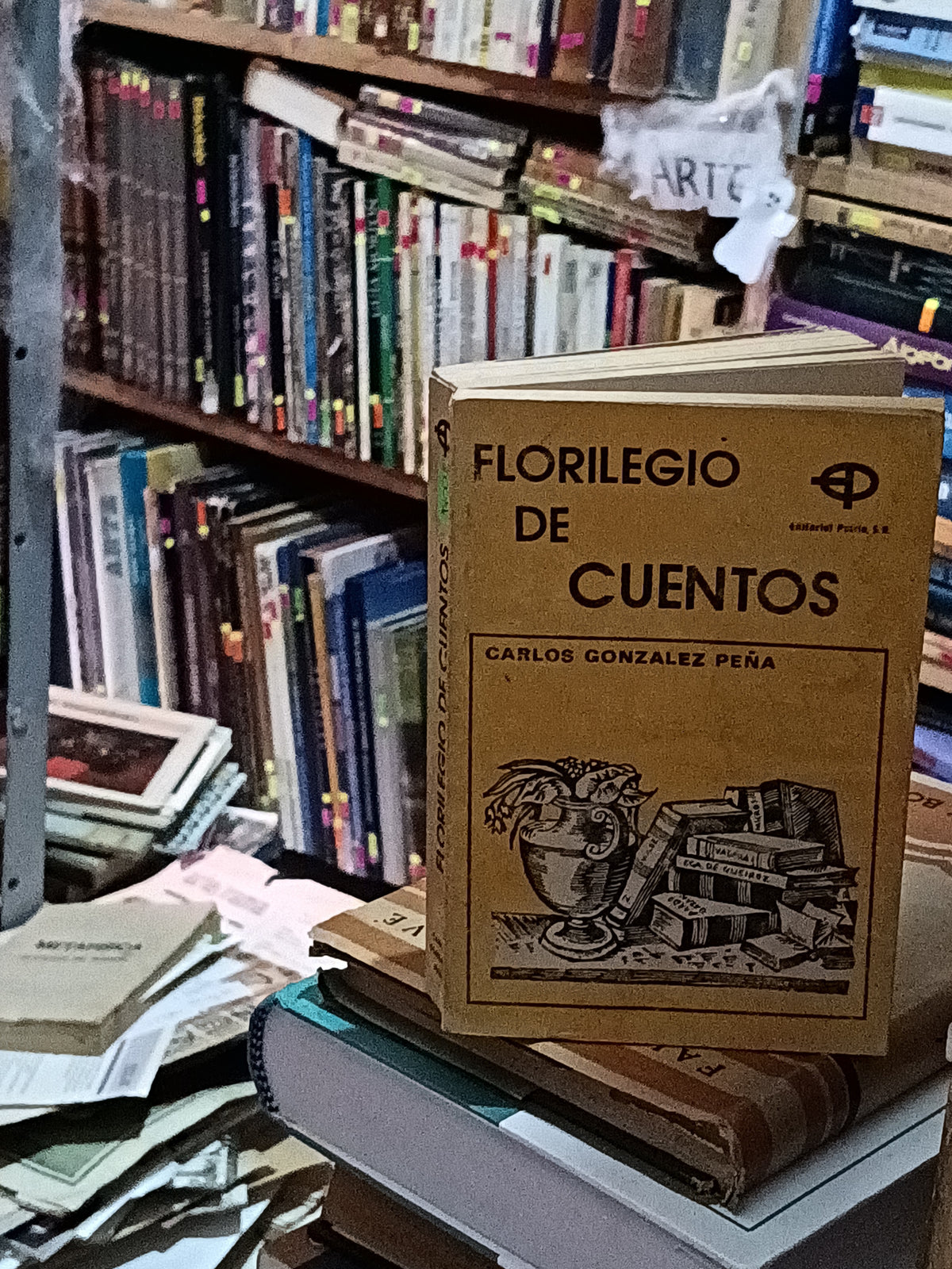 FLORILEGIO DE CUENTOS CARLOS GONZALEZ PEÑA USADO NOVELA LITERARIO 305