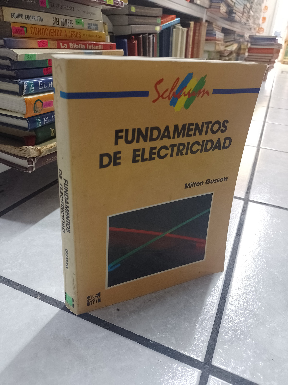FUNDAMENTOS DR ELECTRICIDAD POR MILTON GUSSOW USADO ELECTRICIDAD JUAREZ 507