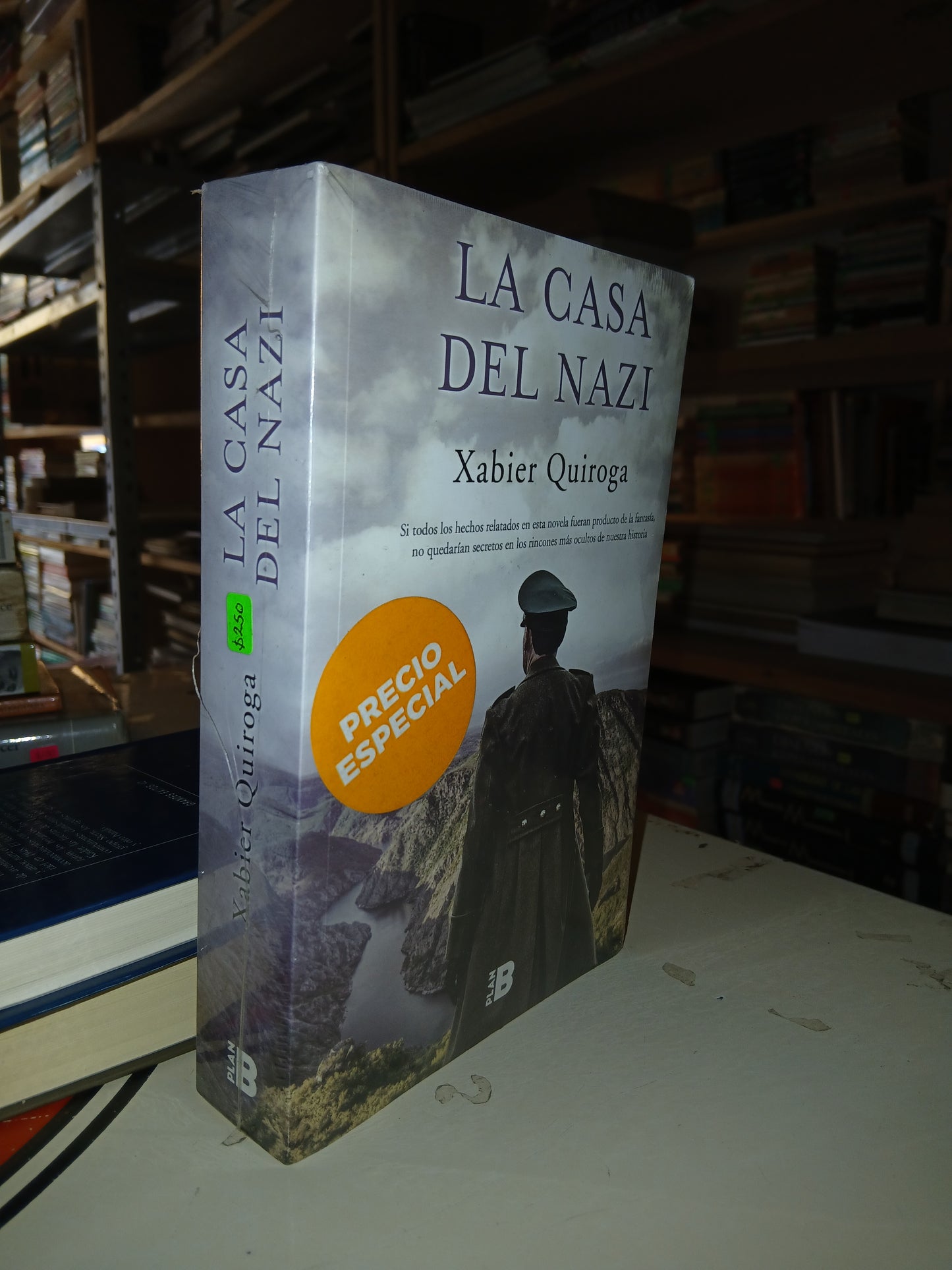 LA CASA DEL NAZI POR XABIER QUIROGA USADO NOVELA LITERARIO 207