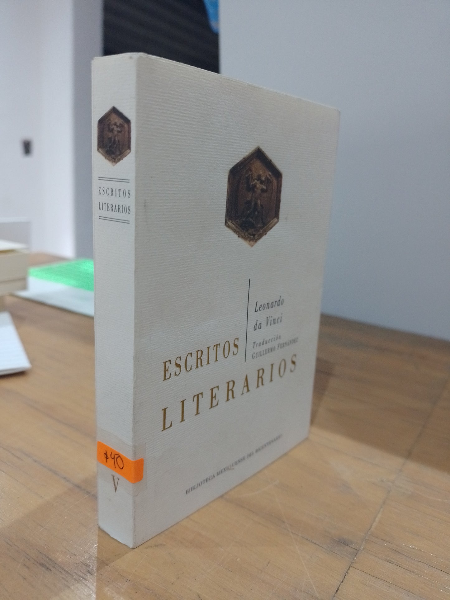 ESCRITOS LOTERARIOS POR LEONARDO DA VINCI USADO NOVELA JUAREZ 515