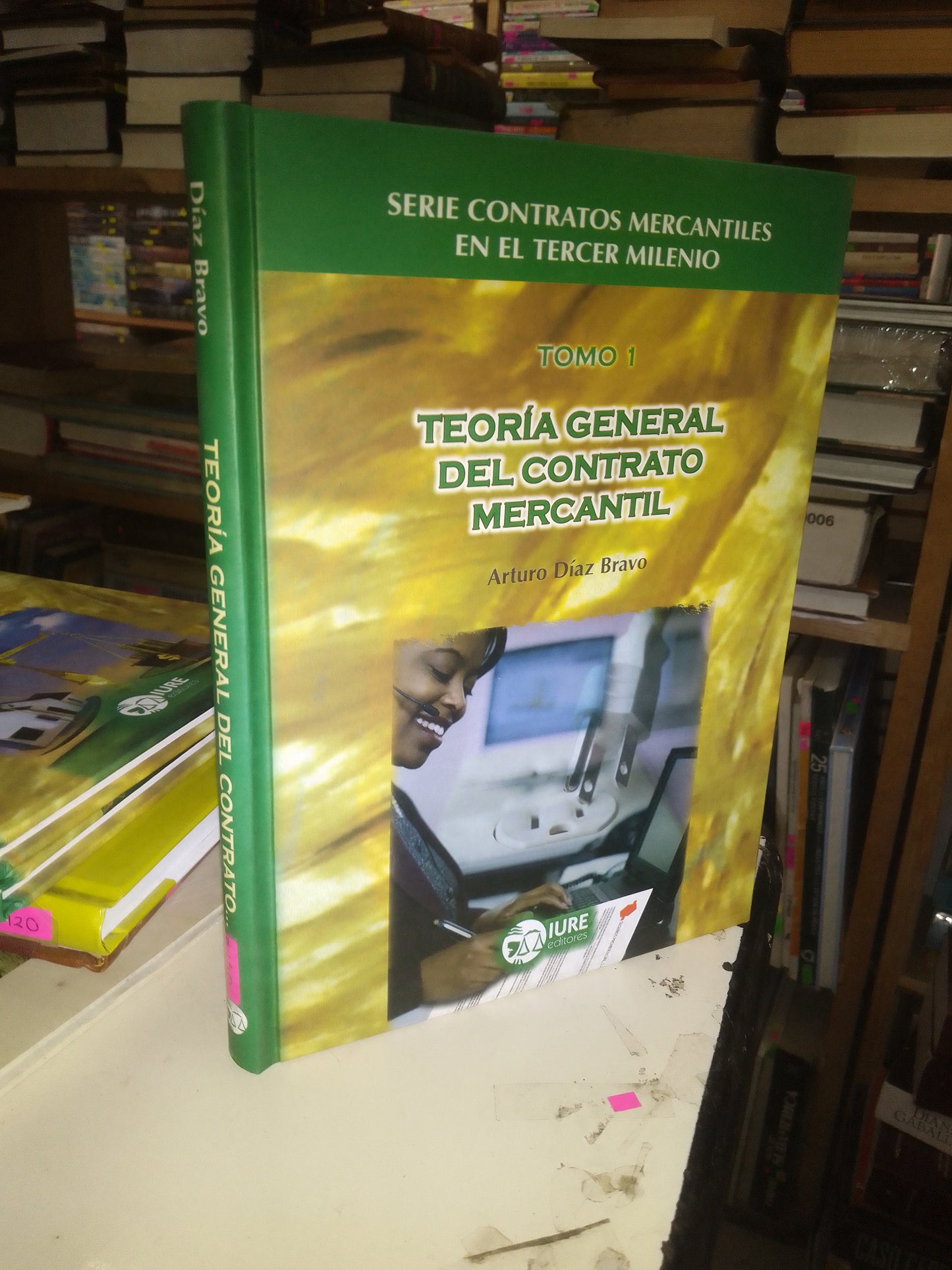 TEORÍA GENERAL DEL CONTRATO MERCANTIL POR ARTURO DÍAZ BRAVO USADO DERECHO LITERARIO 207