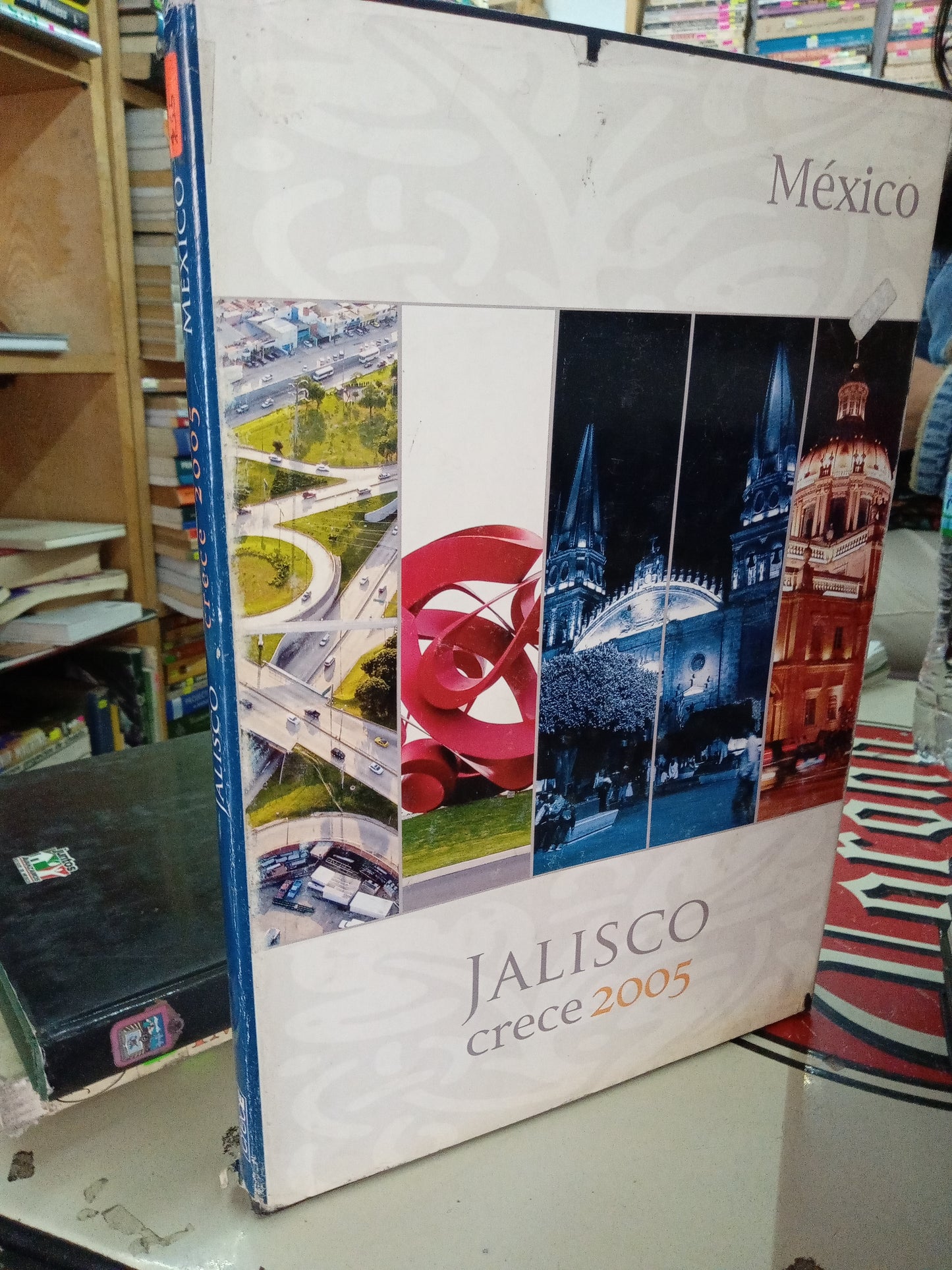 JALISCO CRECE 2005 MEXICO USADO TURISMO LITERARIO 207