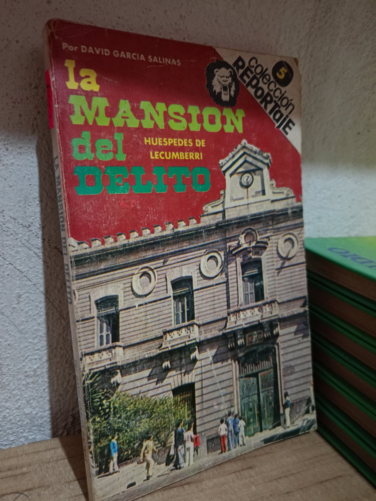LA MANSION DEL DELITO USADO POLITICA LITERARIO 305