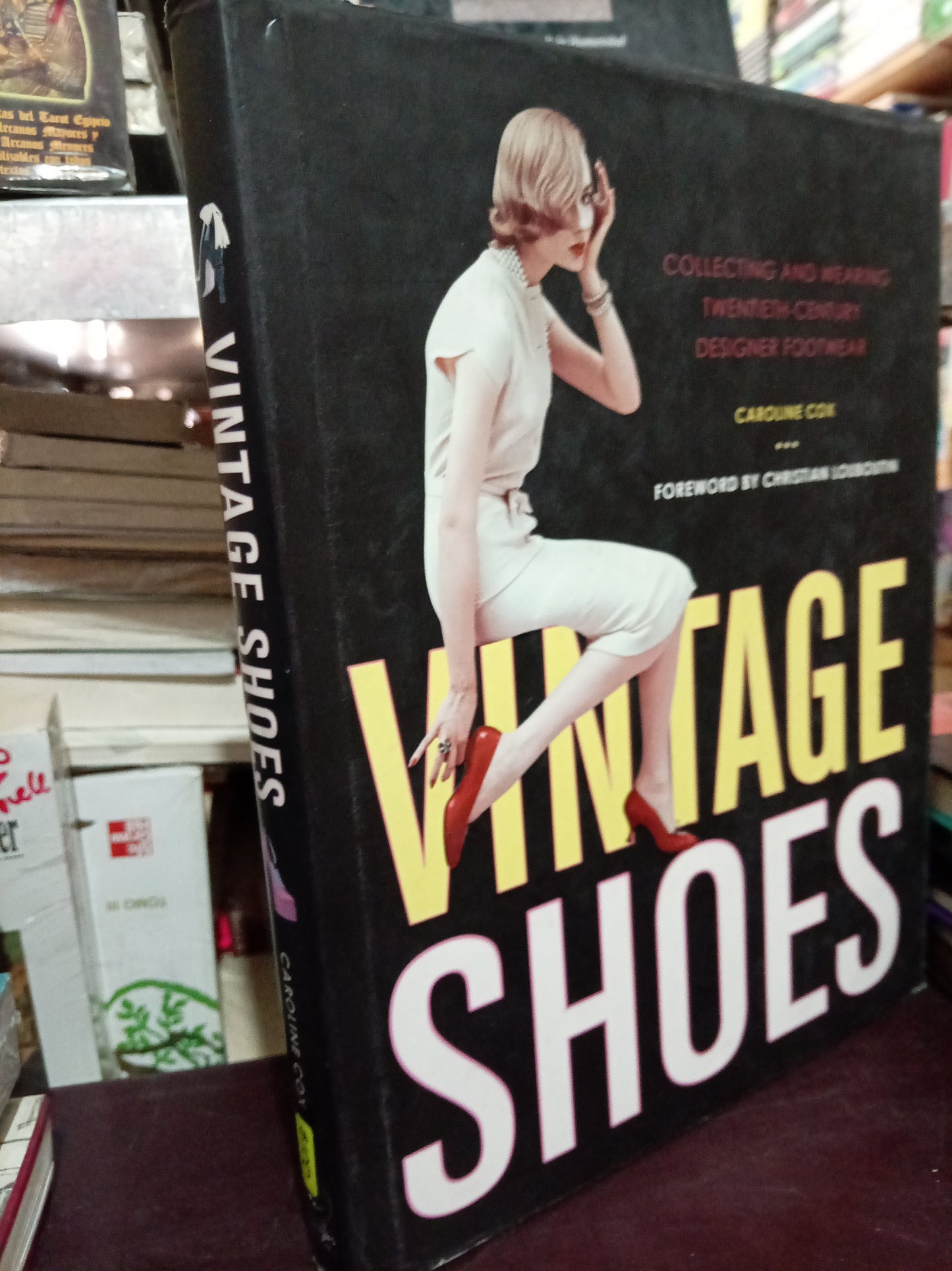 VINTAGE SHOES POR CAEOLINE COX USADO ARTE LITERARIO 305