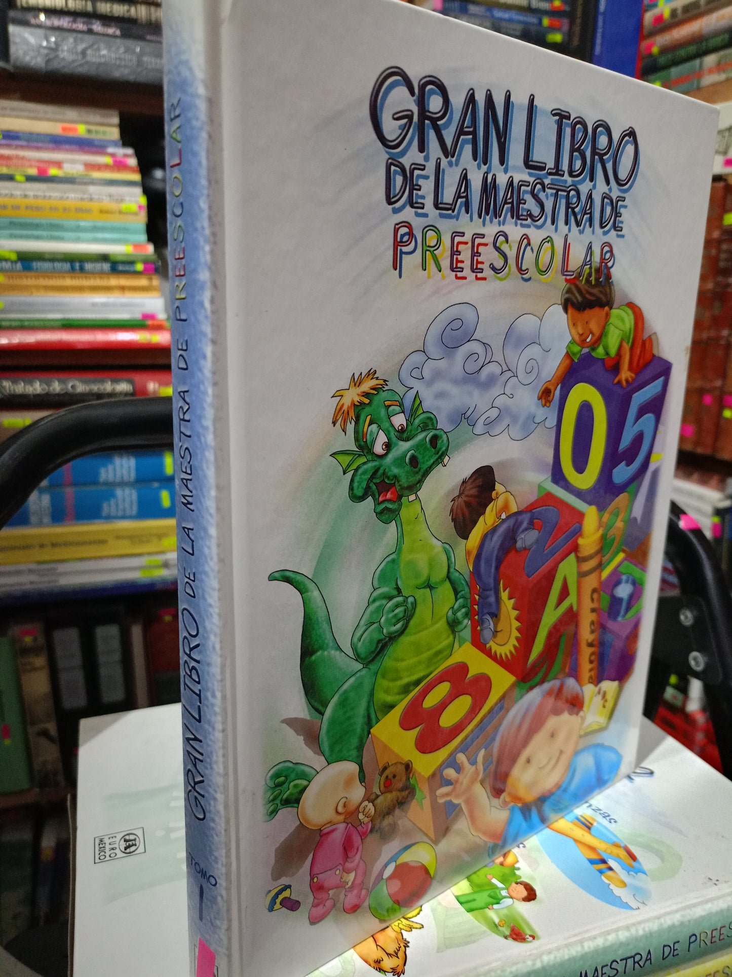 GRAN LIBRO DE LA MAESTRA DE PRESCOLAR 1 VARIOS AUTORES USADO INFANTIL LITERARIO 305