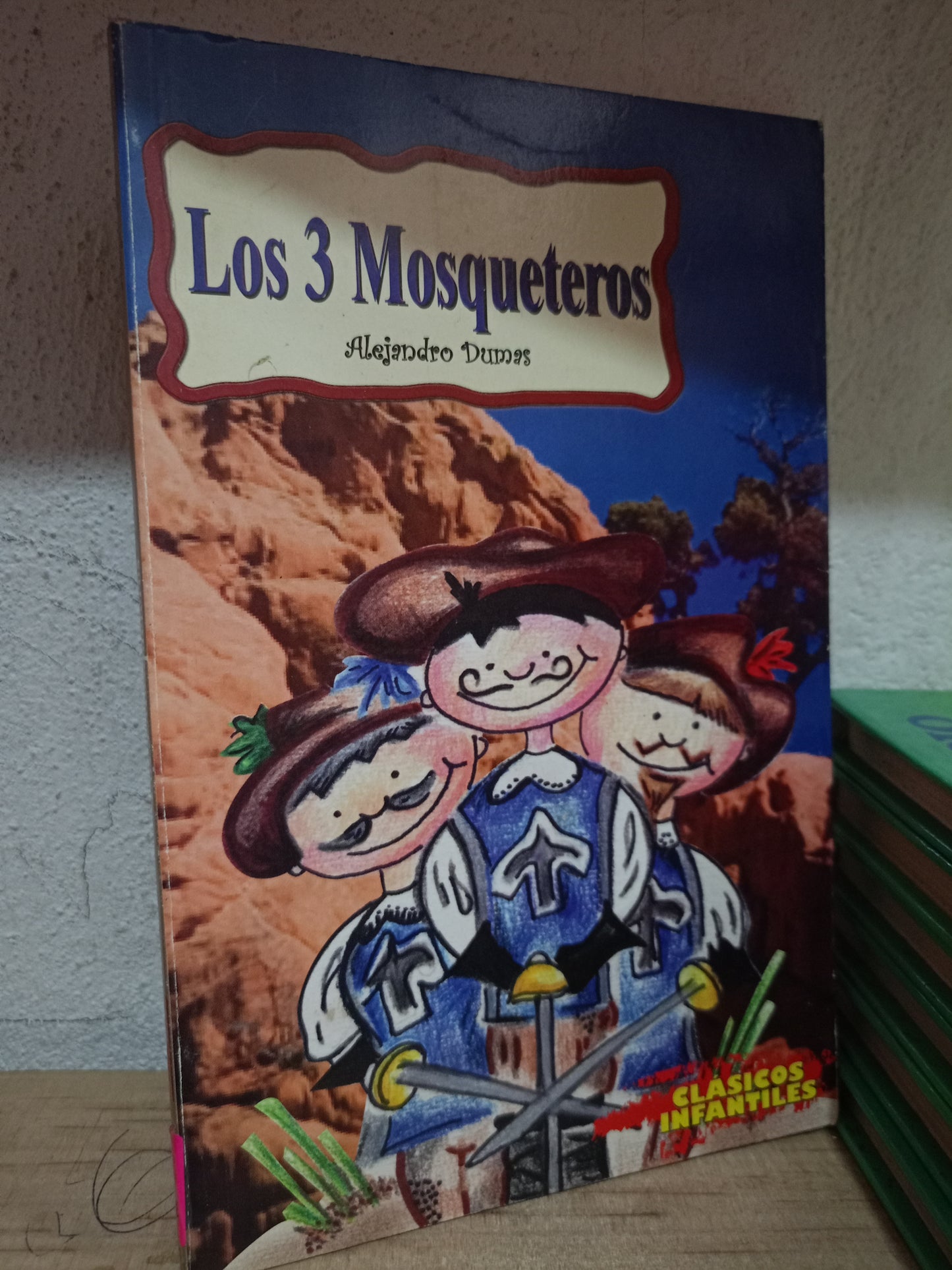 LOS 3 MOSQUETEROS POR ALEJANDRO DUMAS USADO INFANTIL LITERARIO 305