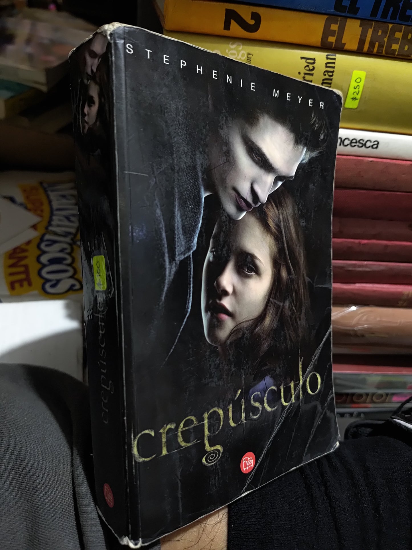 CREPUSCULO POR STEPHENIE MEYER USADO NOVELAS JUAREZ 507