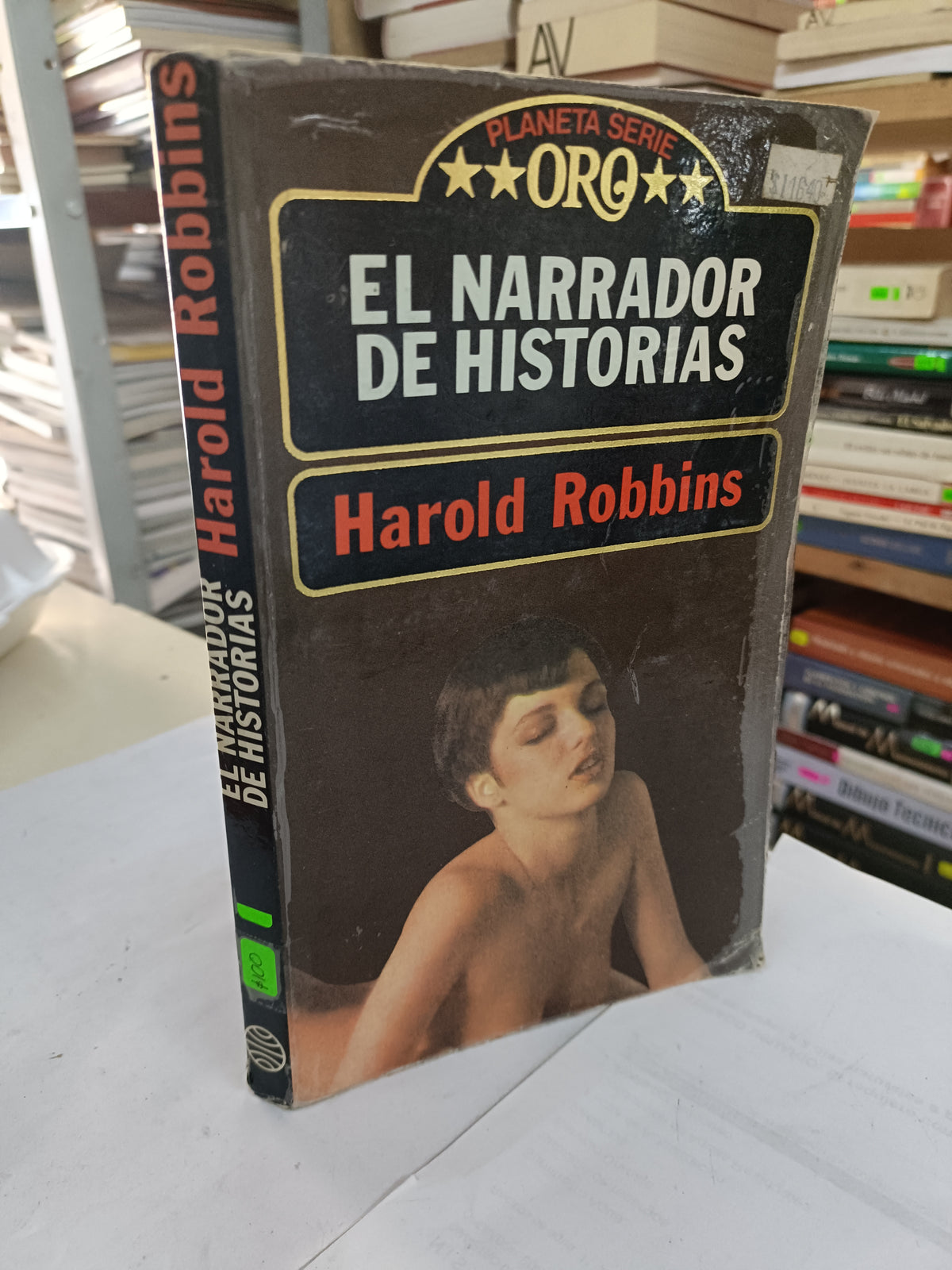 EL NARRADOR DE HISTORIAS POR HAROLD ROBBINS USADO NOVELA LITERARIO 207